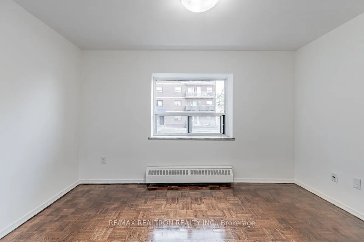 1524 Lawrence Avenue W, #509