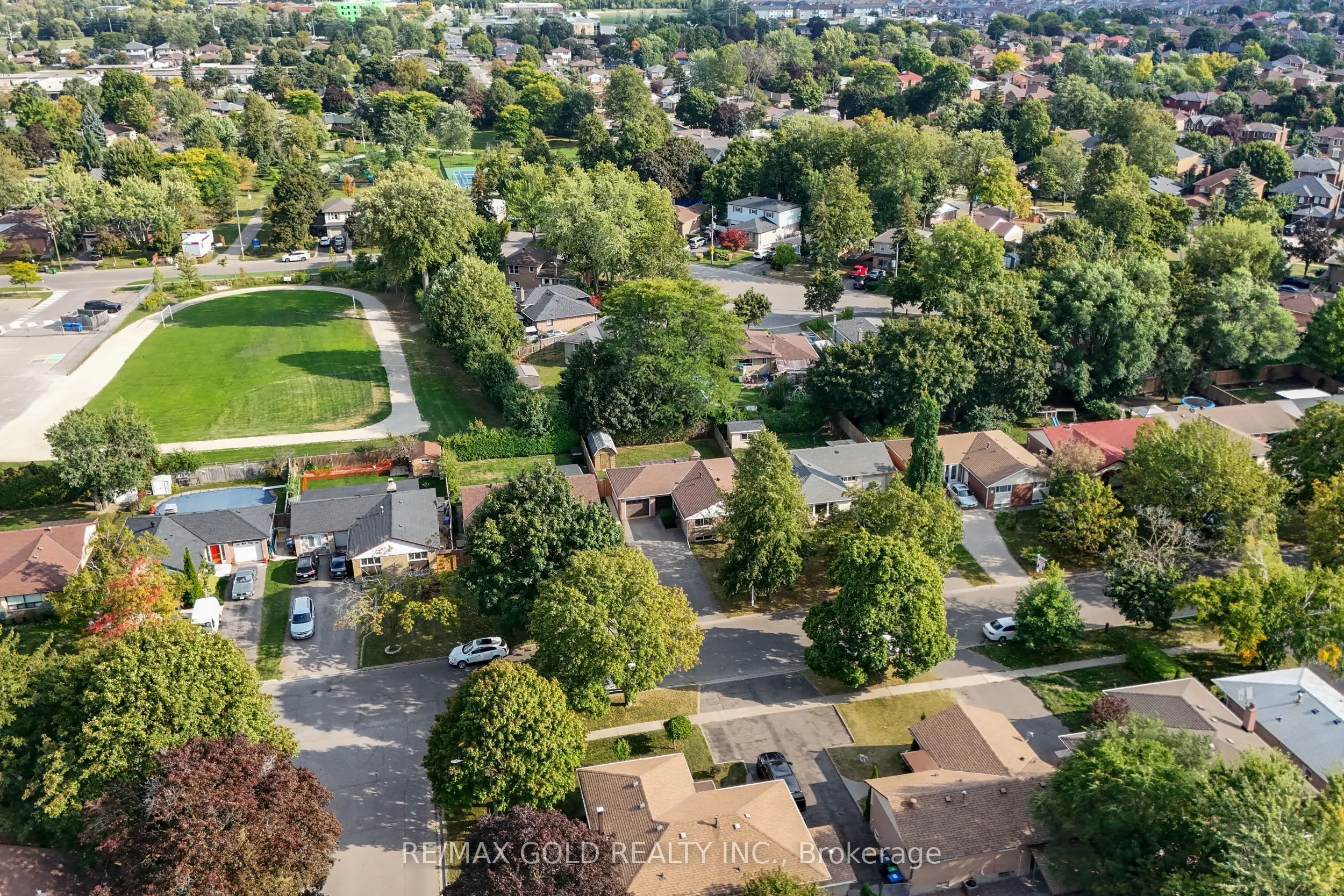 27 Burgby Avenue