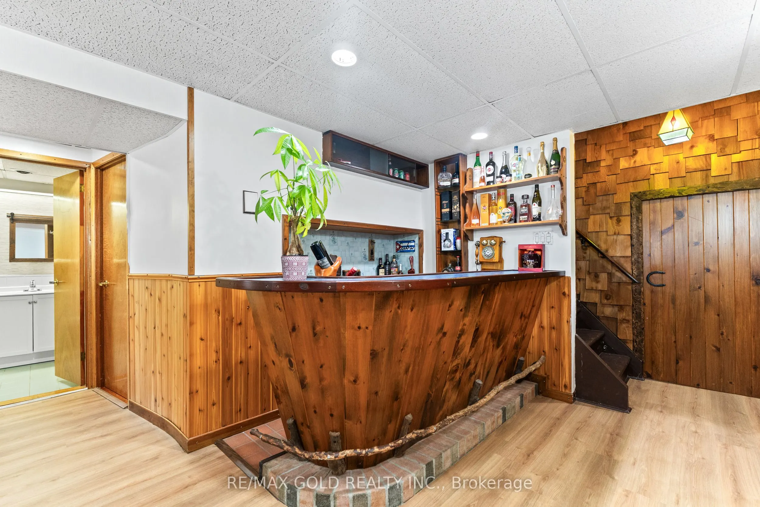 27 Burgby Avenue