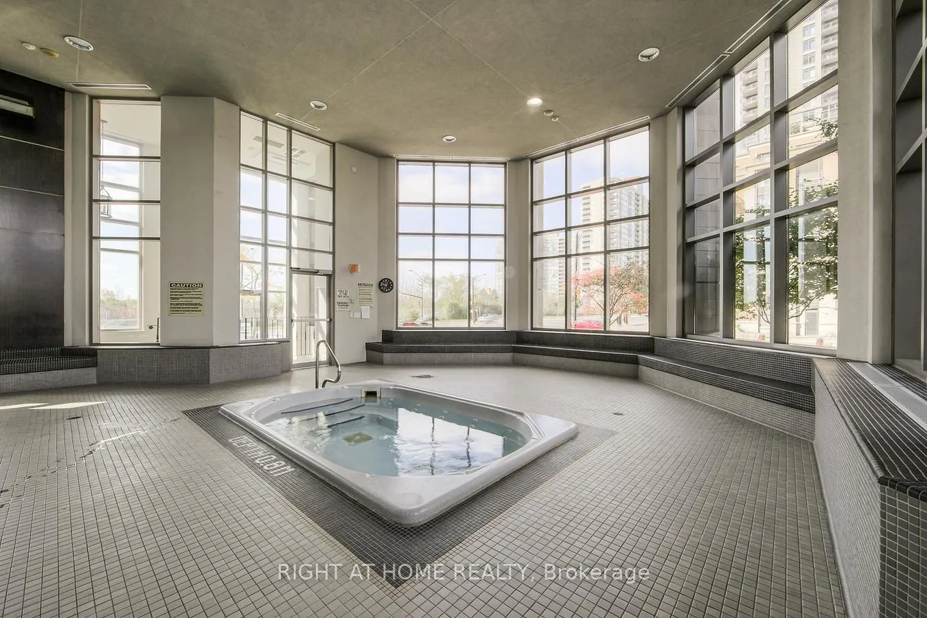 388 Prince Of Wales Drive, #1809