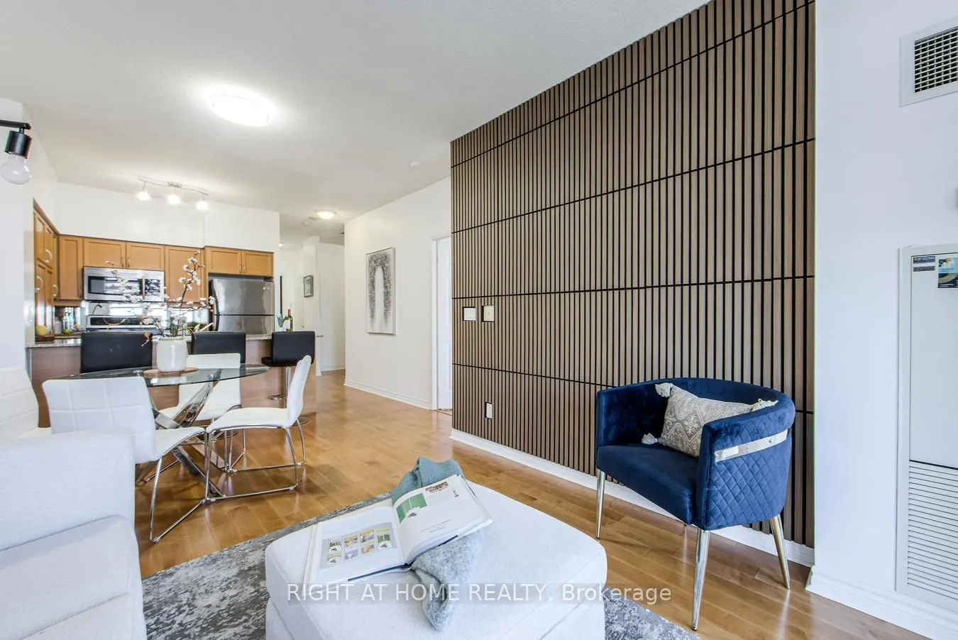 388 Prince Of Wales Drive, #1809