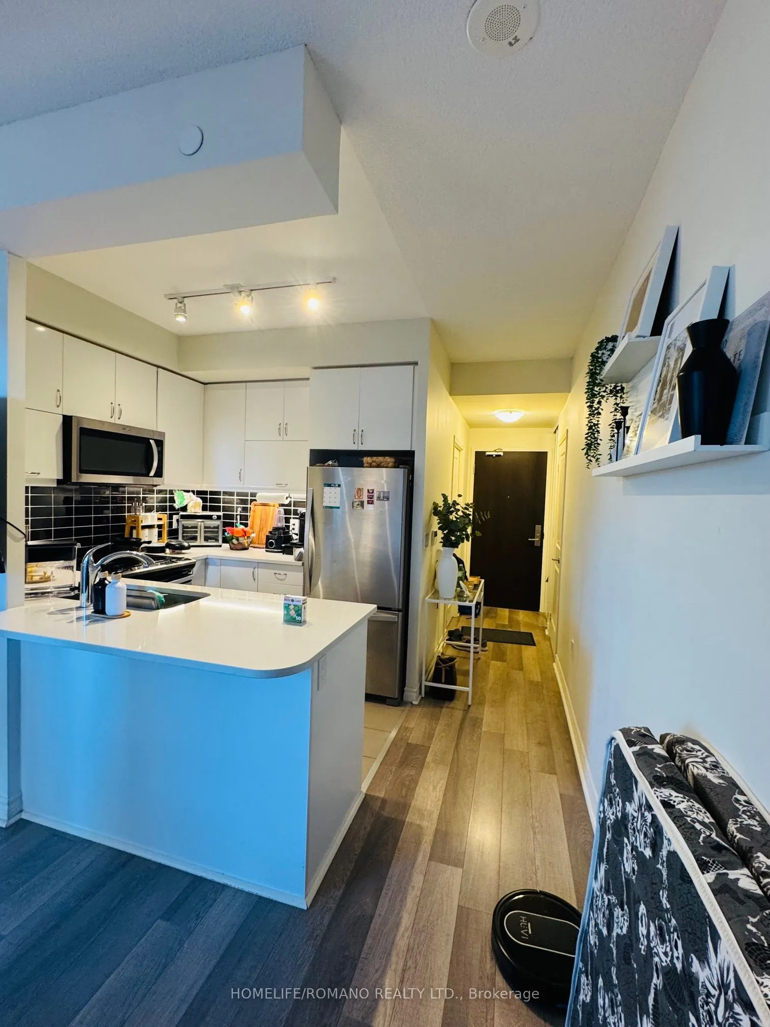 39 Annie Craig Drive, #605