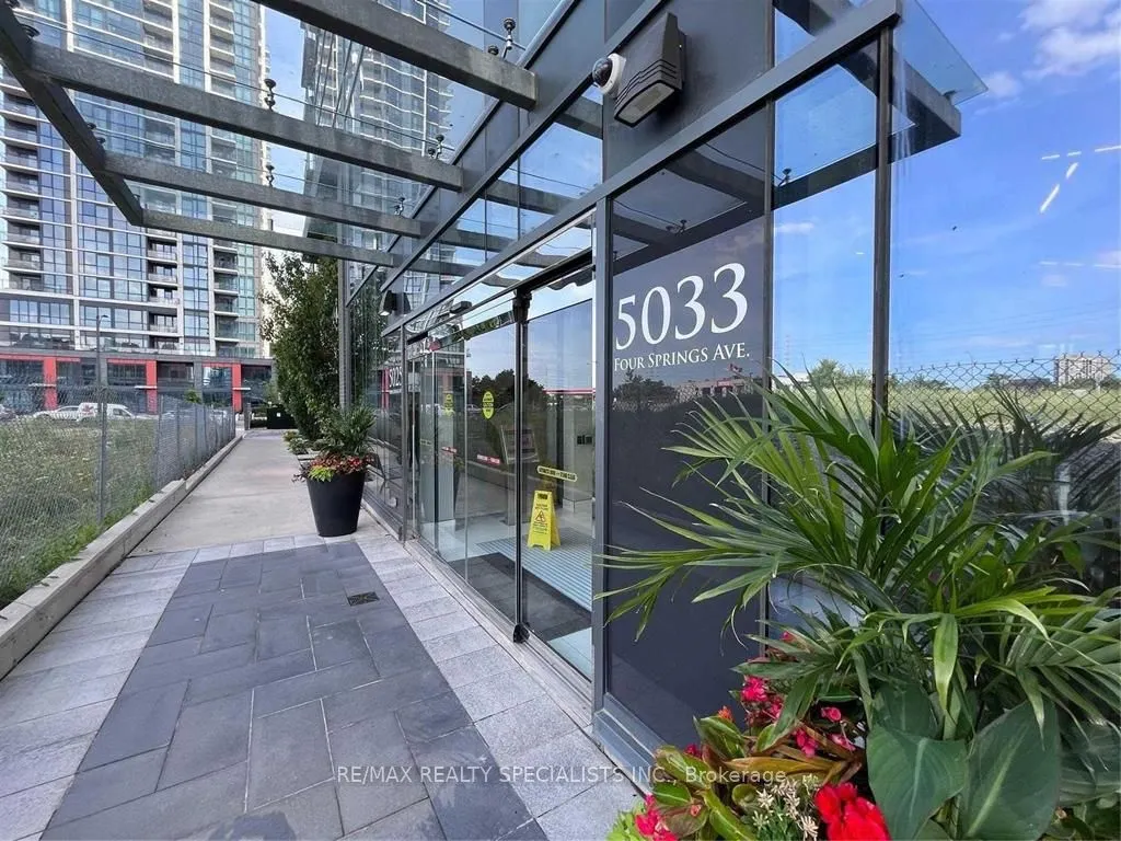 5033 Four Springs Avenue, #413