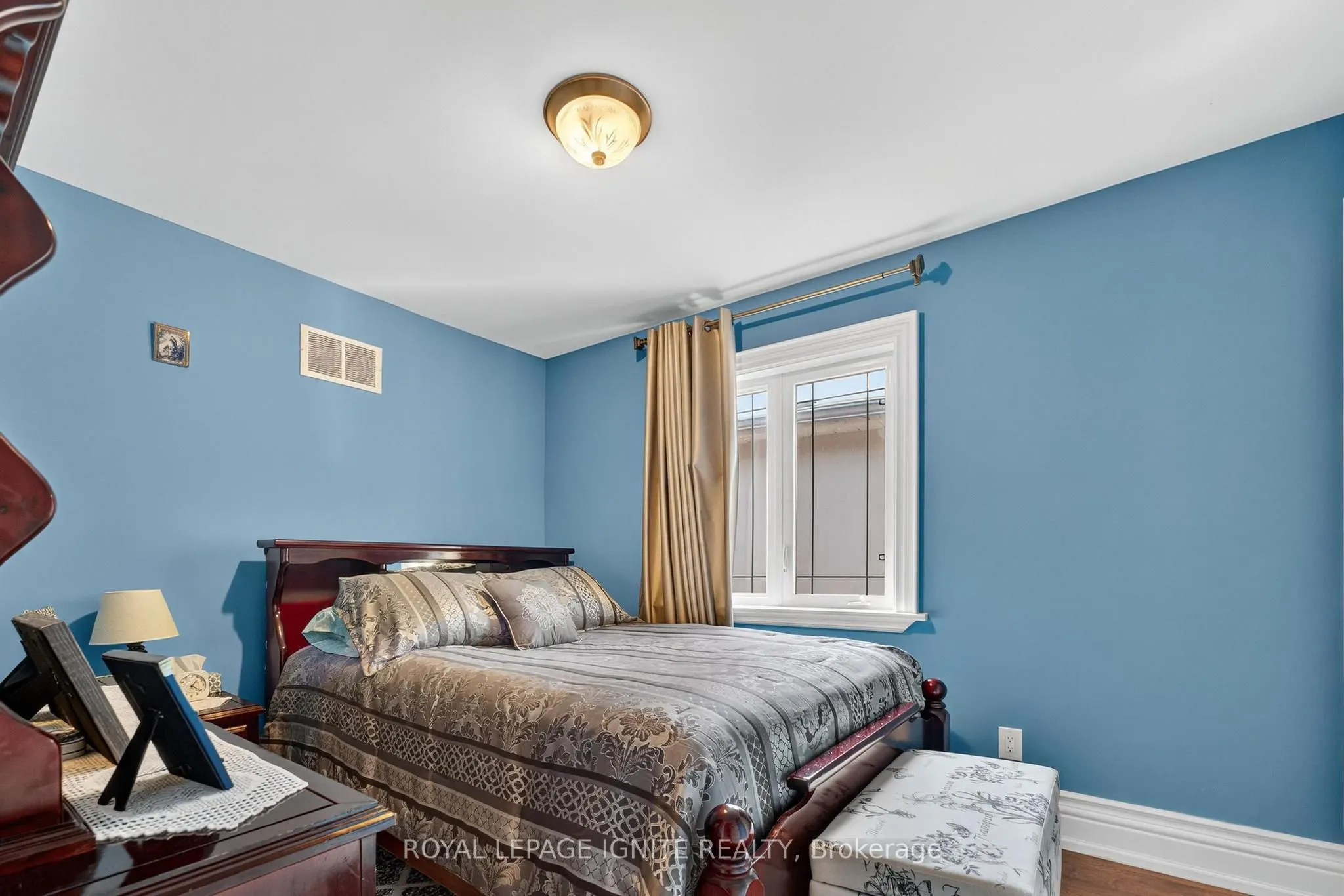 46 Lambton Avenue