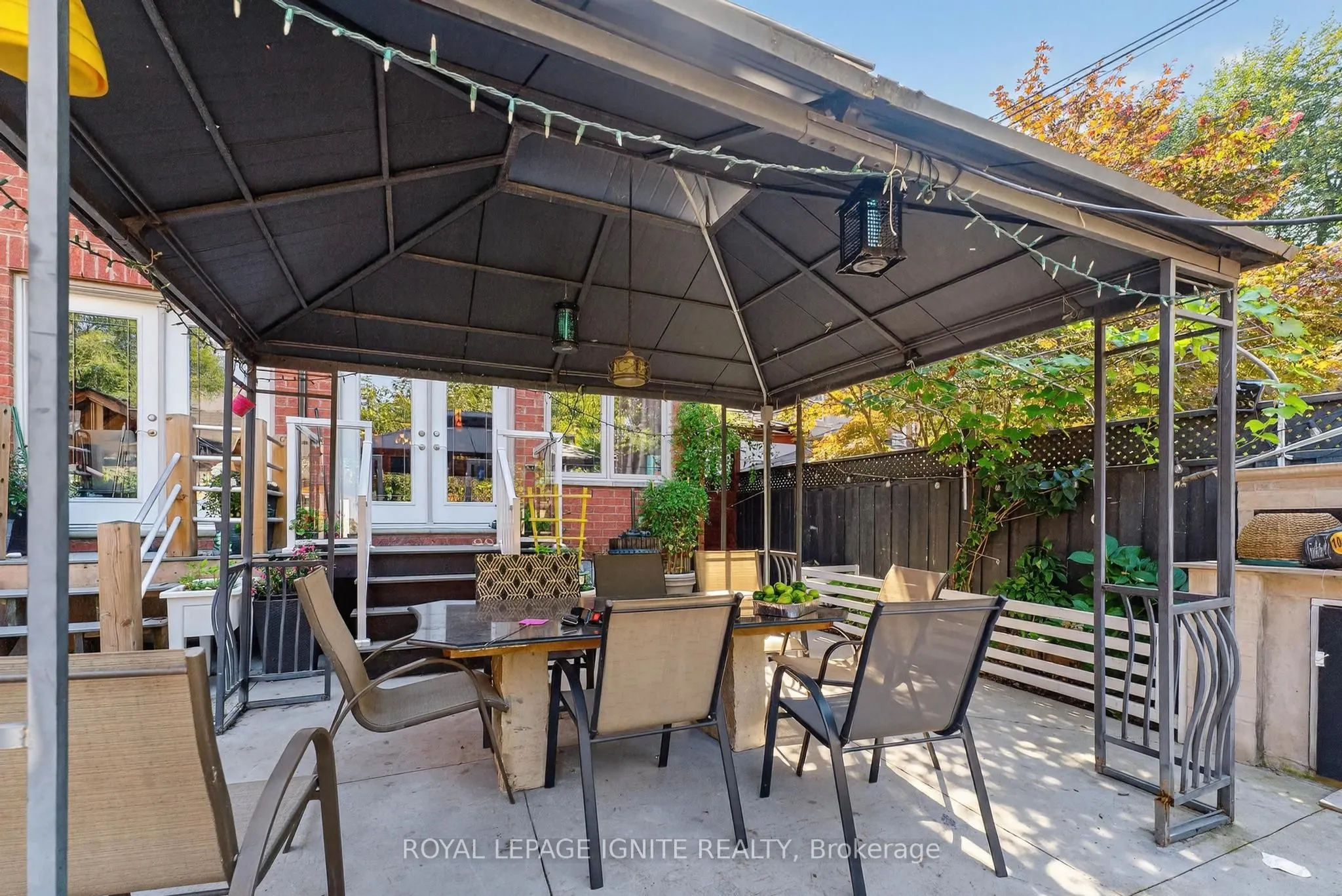 46 Lambton Avenue