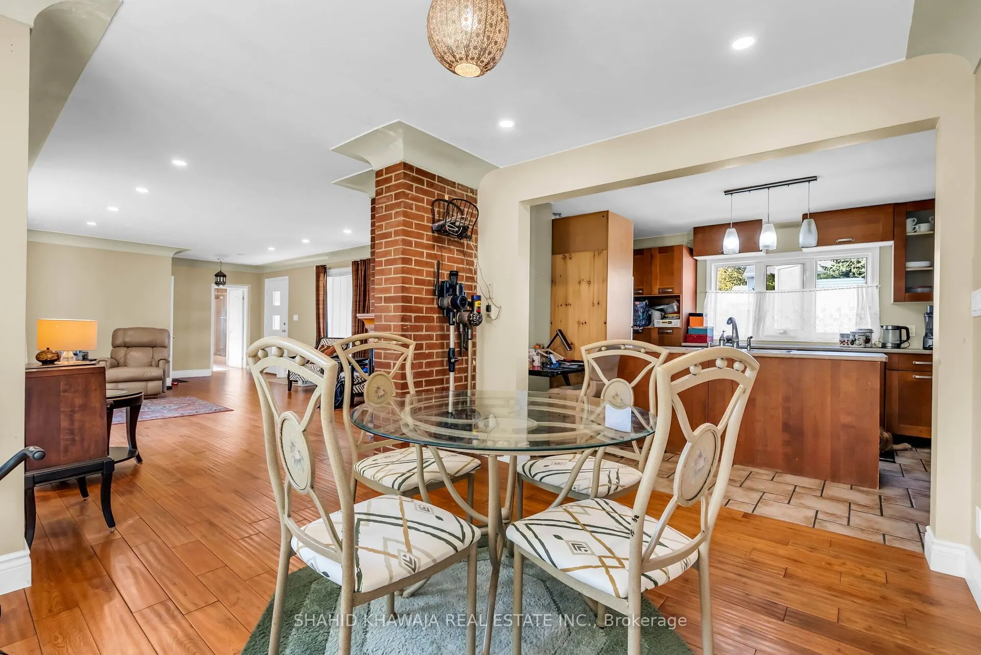 76 Ridge Drive