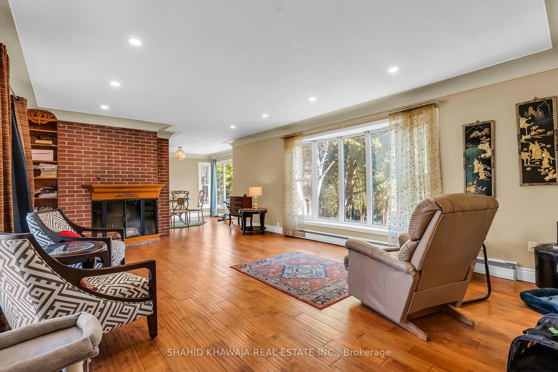 76 Ridge Drive