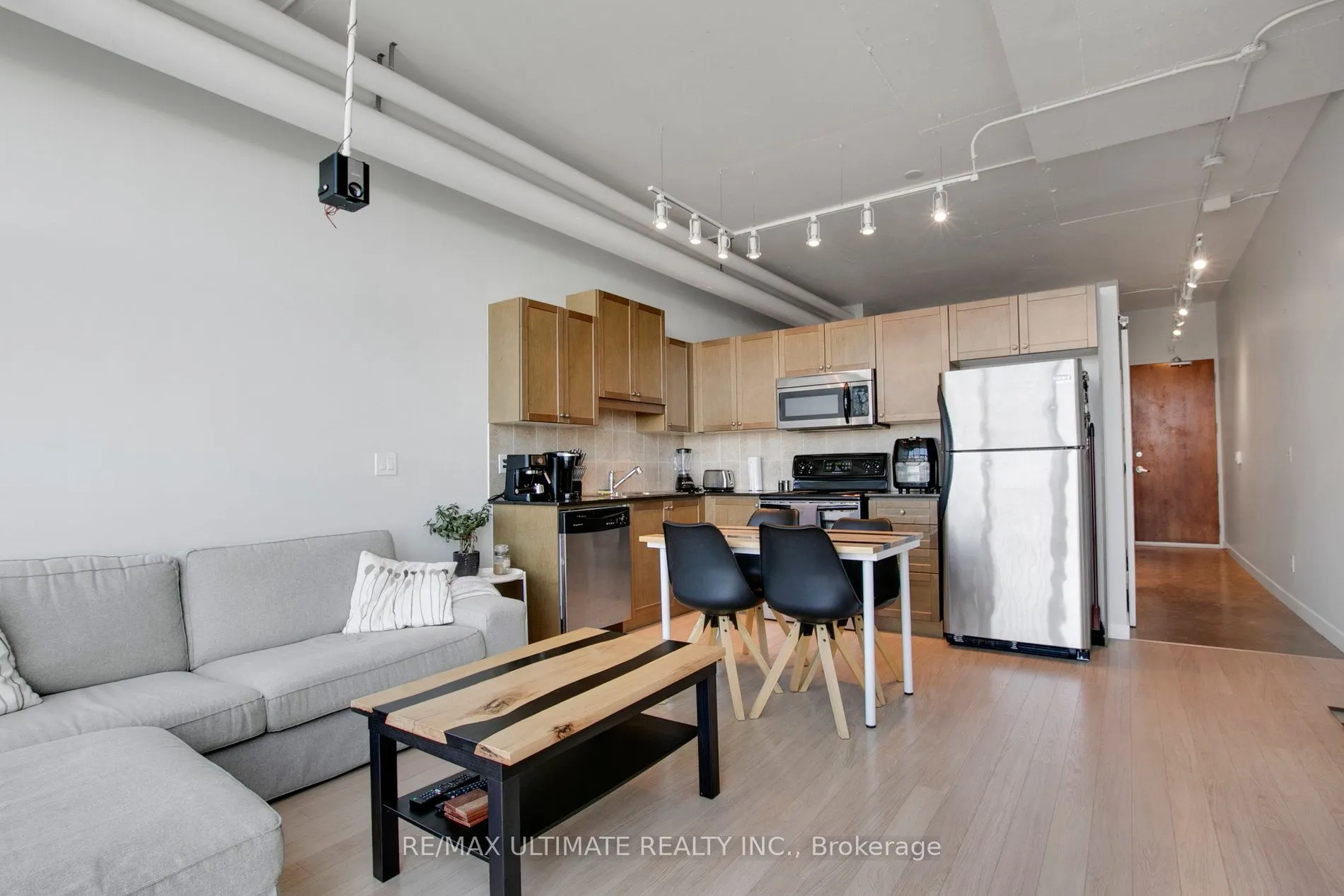 2 Fieldway Road, #912