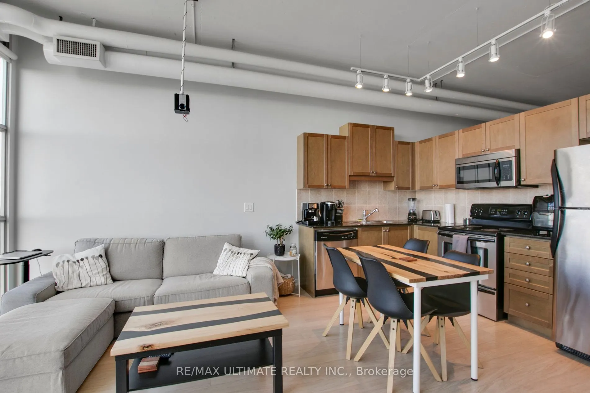 2 Fieldway Road, #912