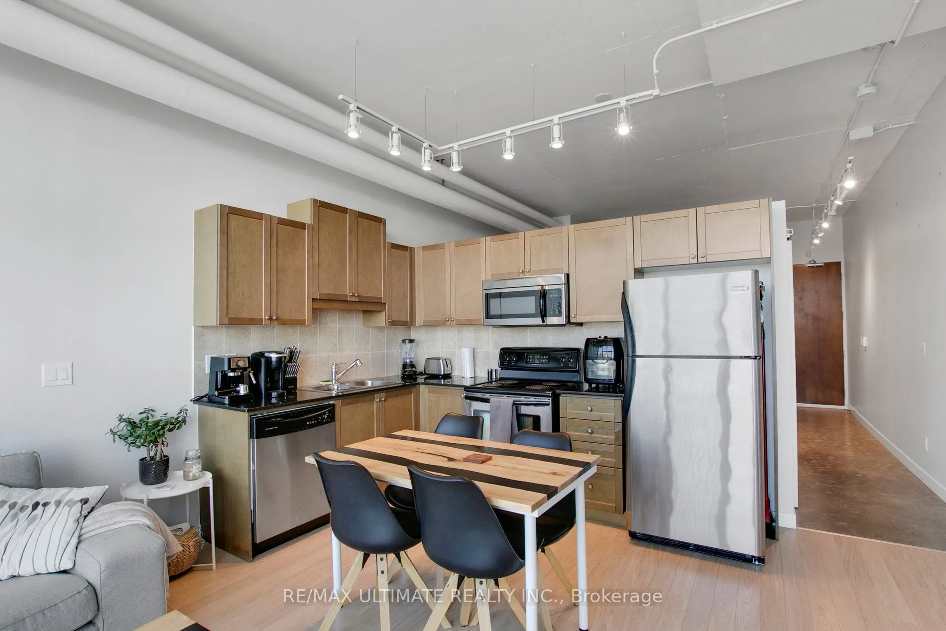 2 Fieldway Road, #912