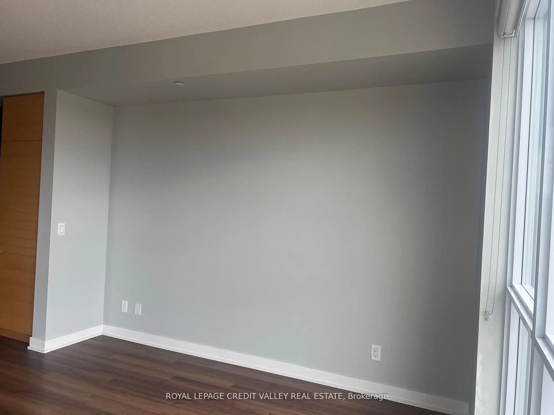 5220 Dundas Street, #D416
