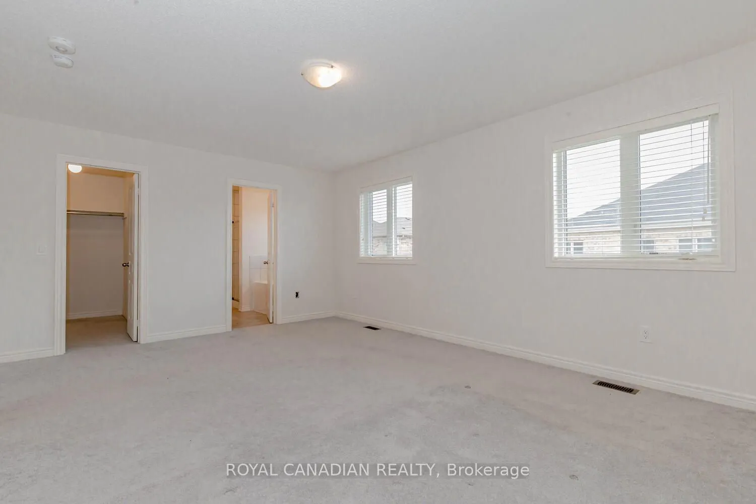 1467 Pratt Heights