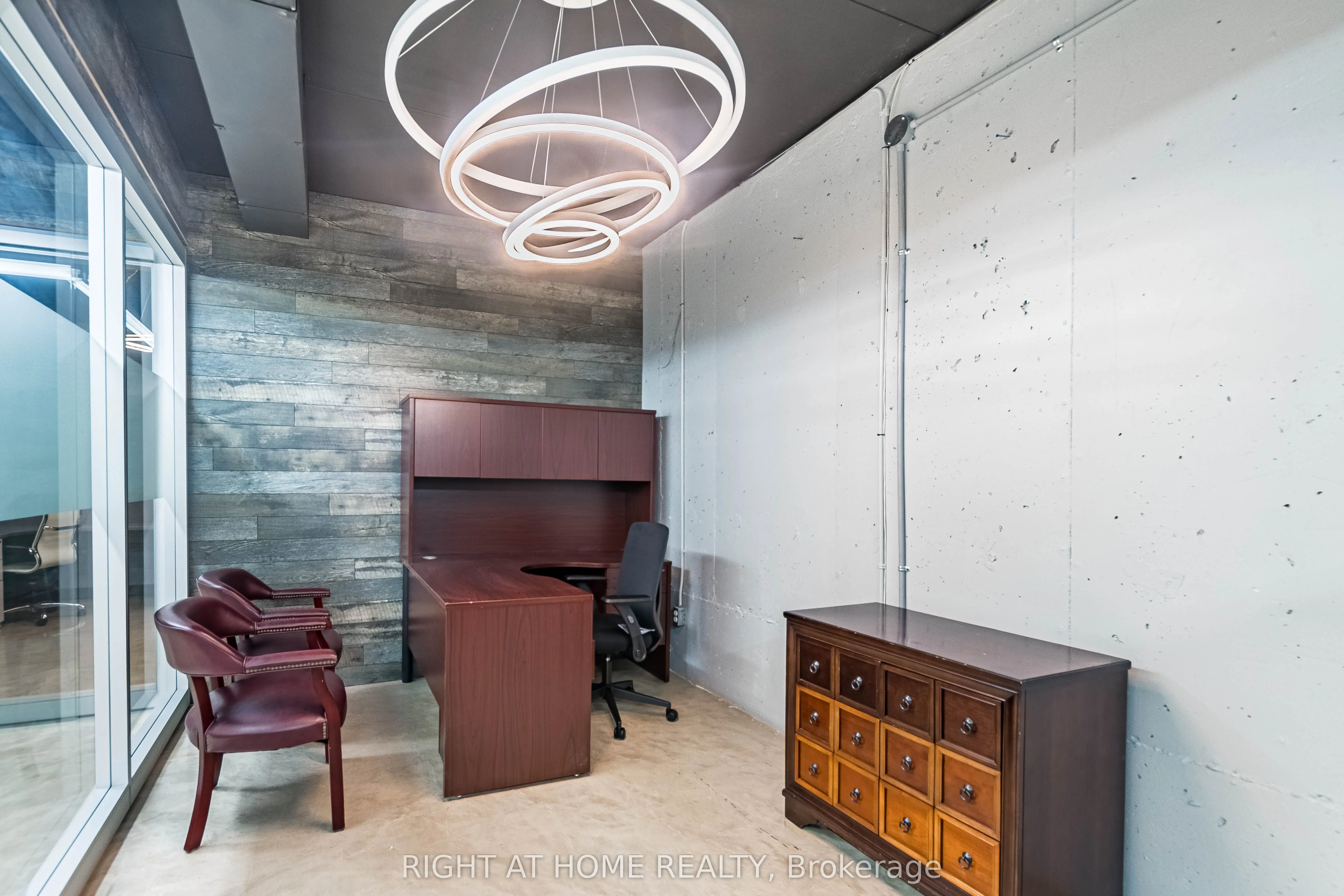 49 Hillcrest Avenue, #104