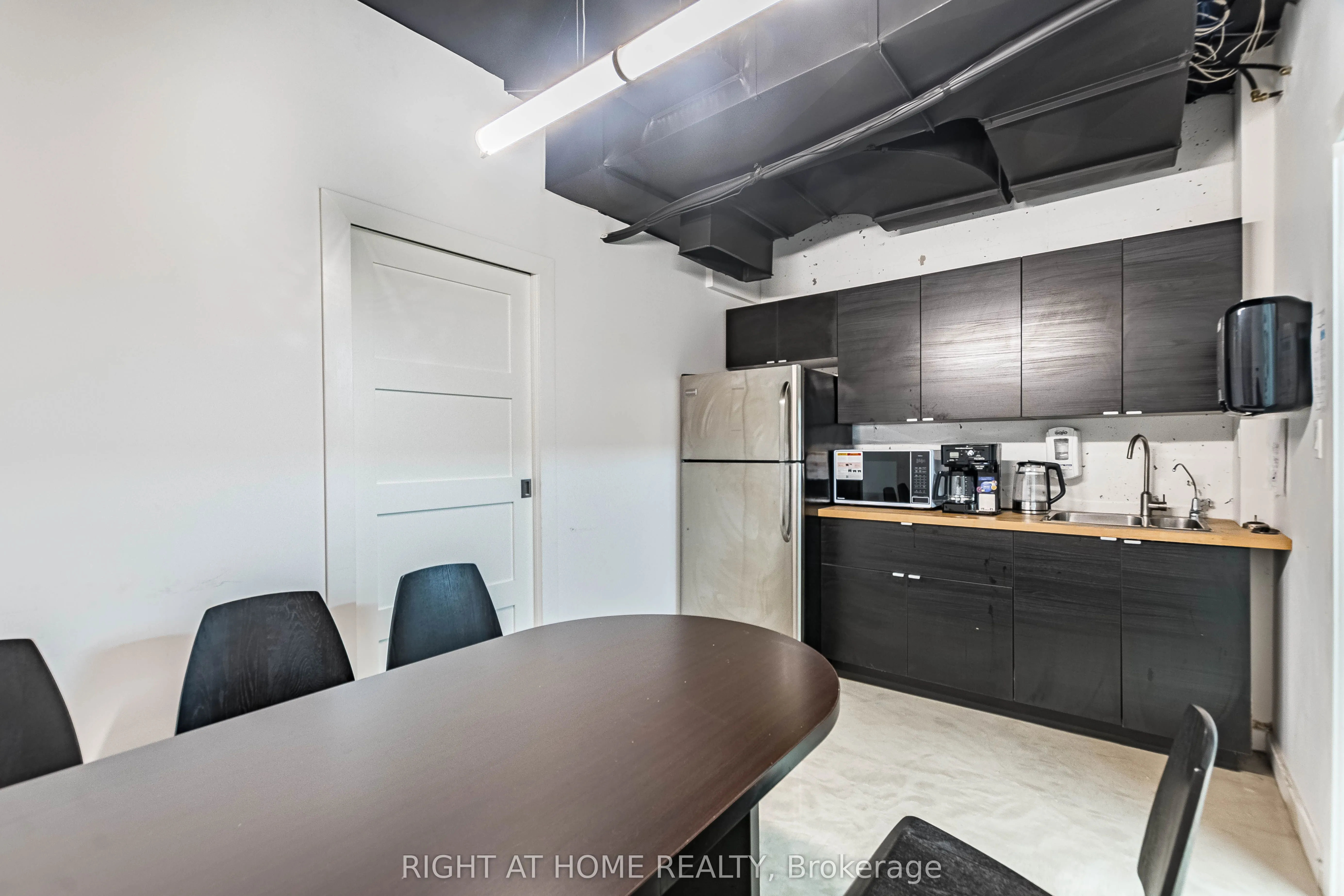 49 Hillcrest Avenue, #104