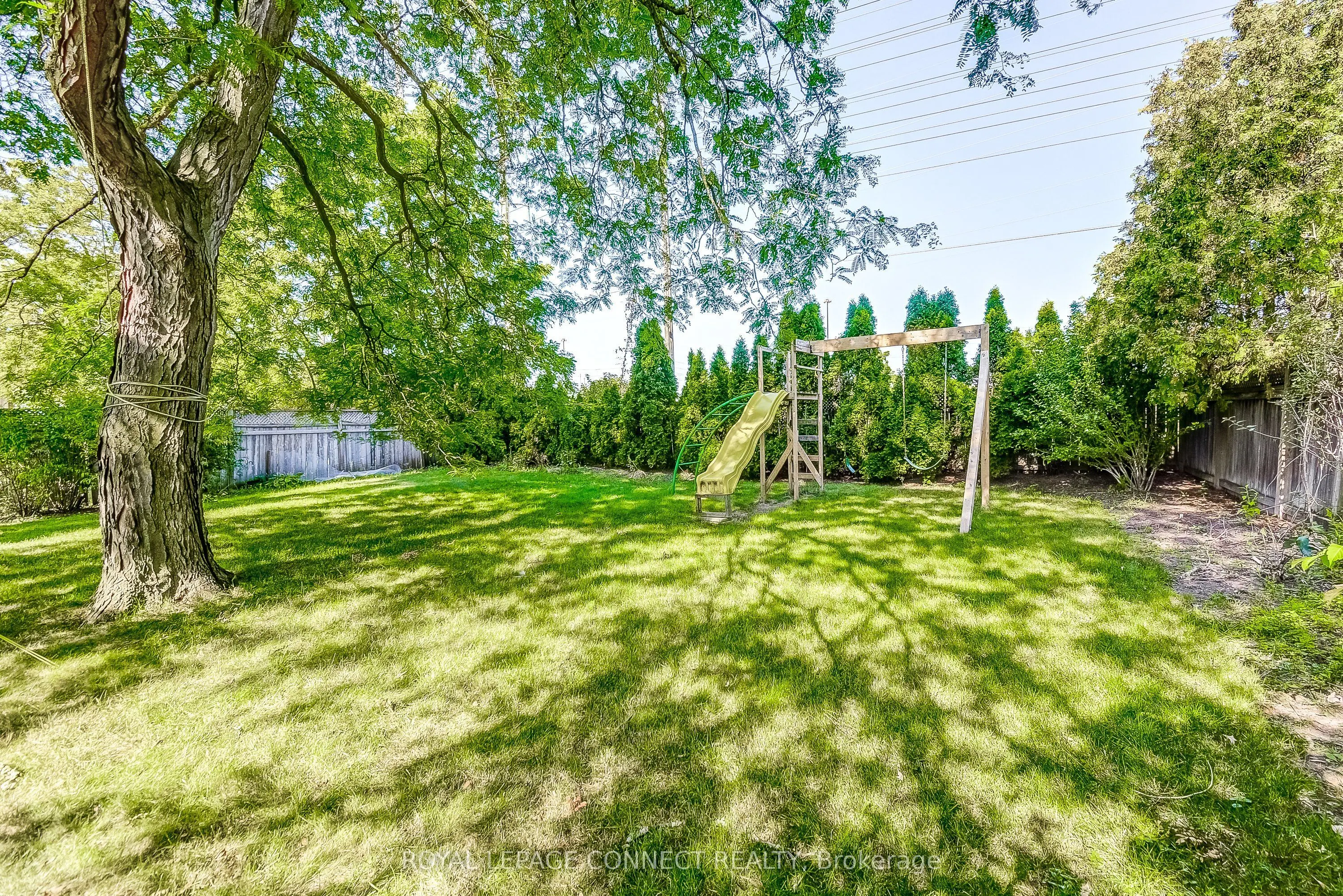 2021 Churchill Avenue