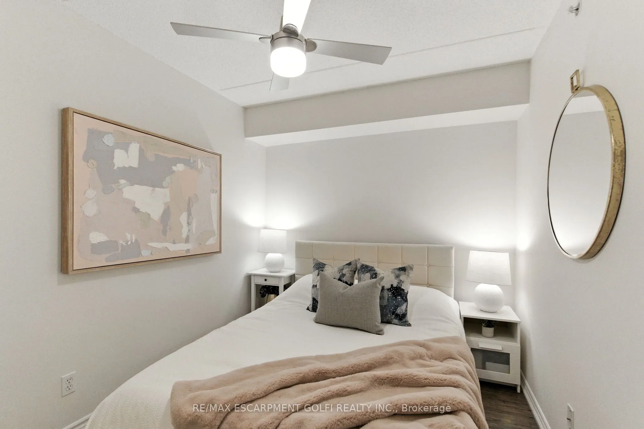 1490 Bishops Gate, #305