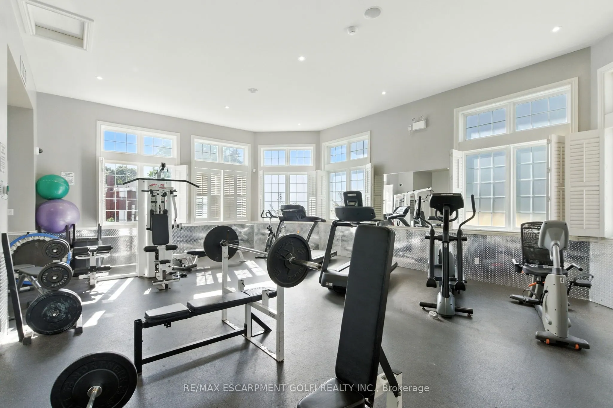 1490 Bishops Gate, #305