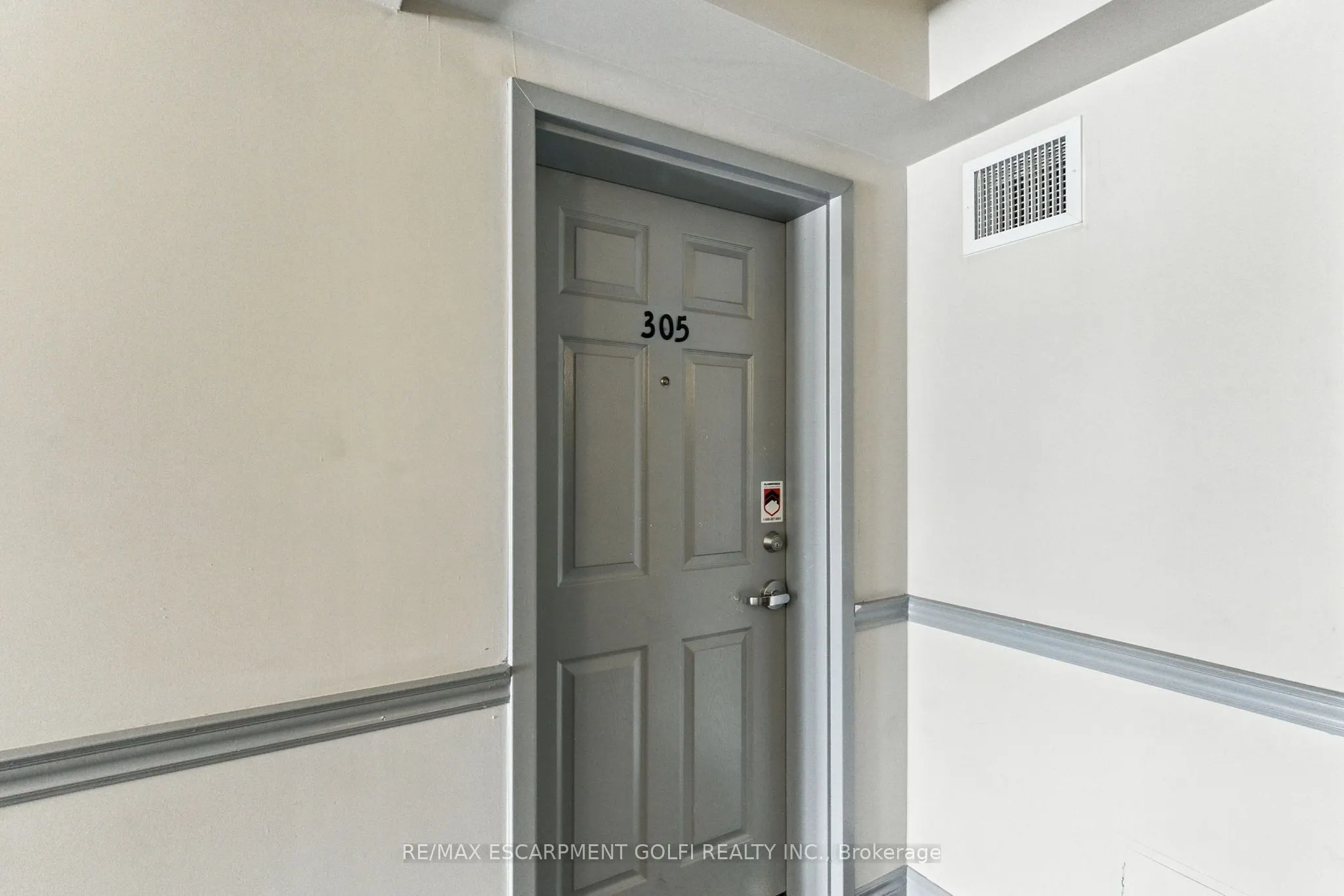 1490 Bishops Gate, #305