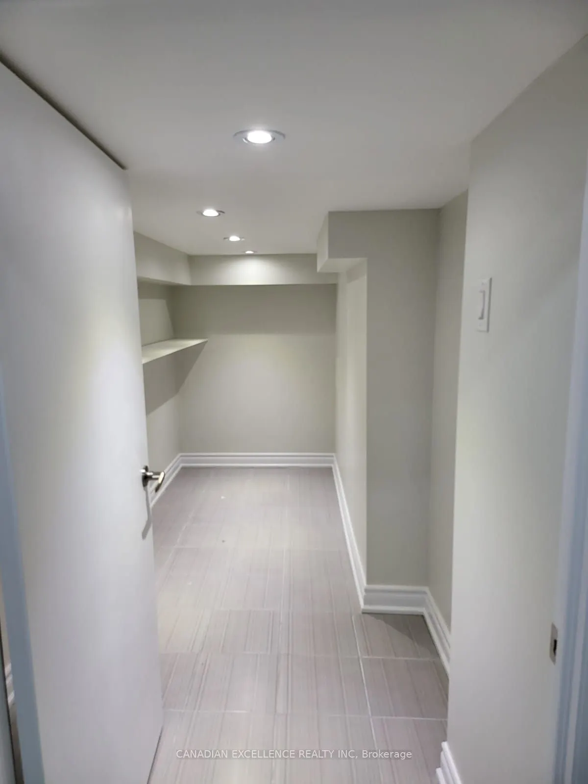 11 Lockheed (Basement) Crescent, #Basement