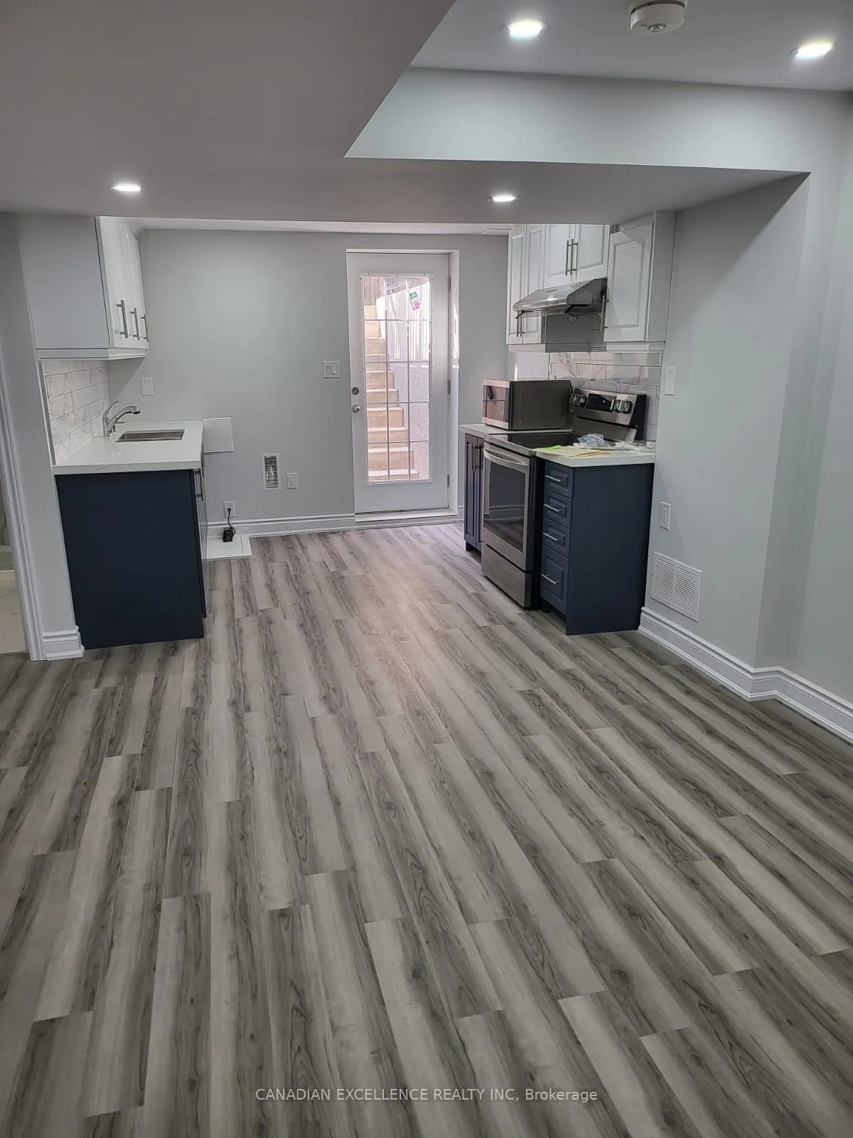 11 Lockheed (Basement) Crescent, #Basement
