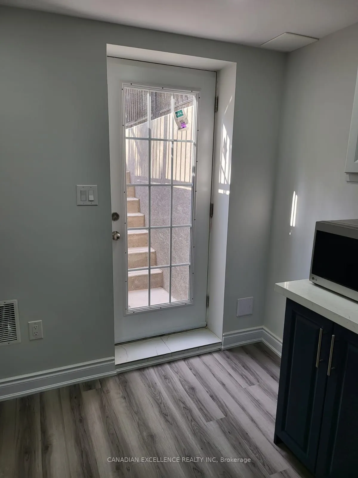 11 Lockheed (Basement) Crescent, #Basement