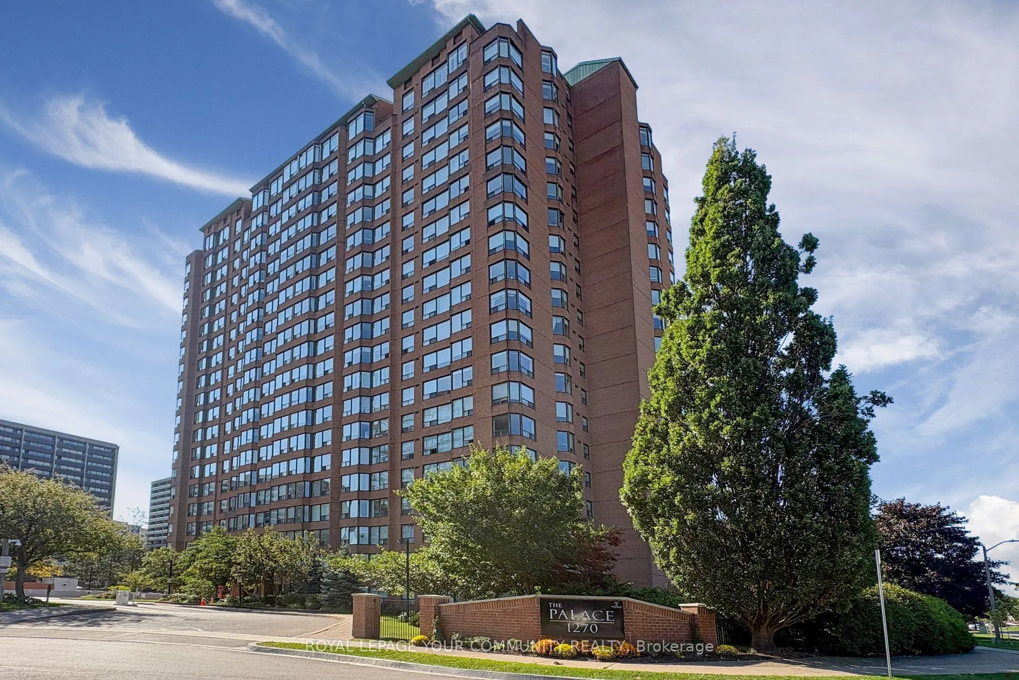 1270 Maple Crossing Boulevard, #1808