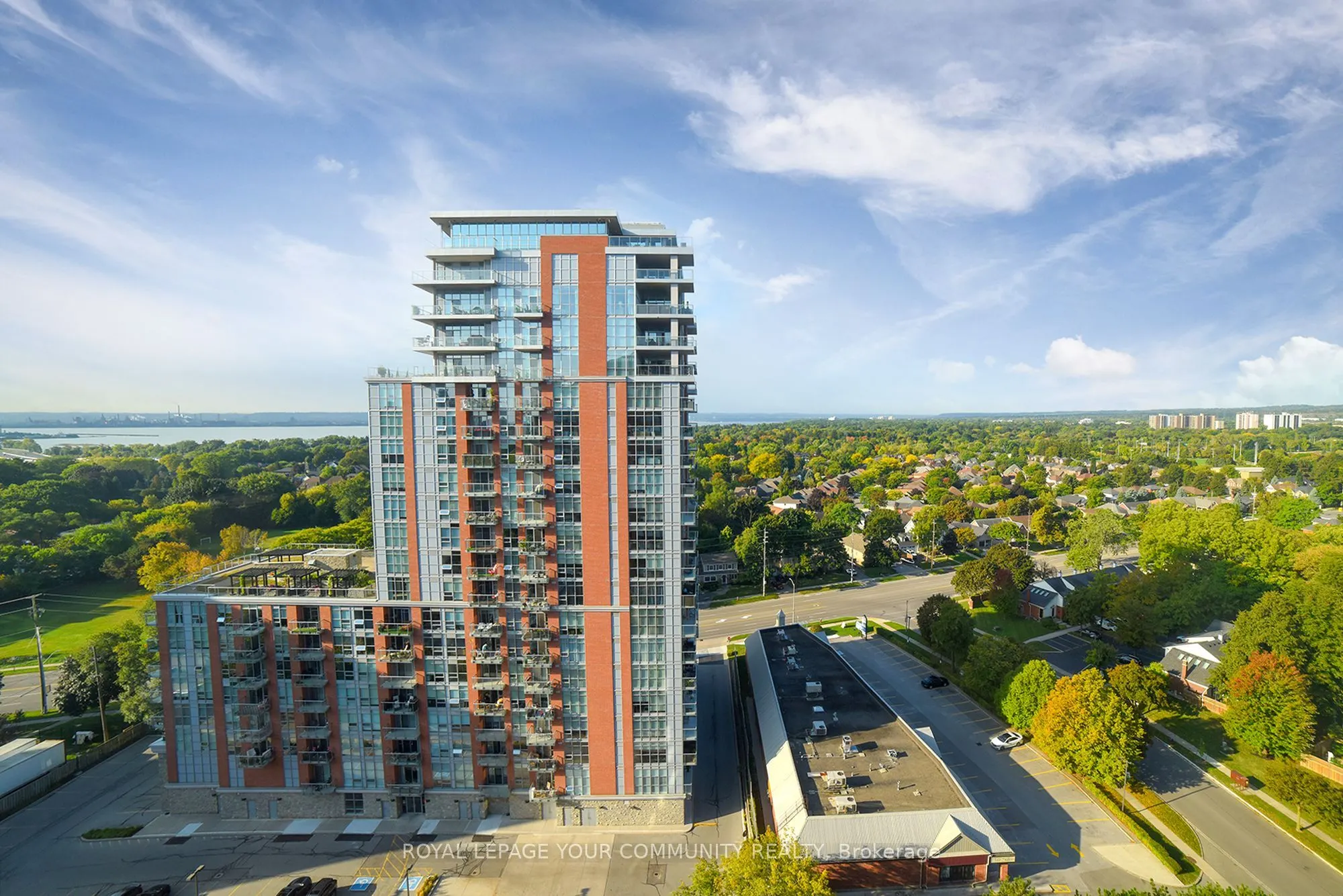 1270 Maple Crossing Boulevard, #1808