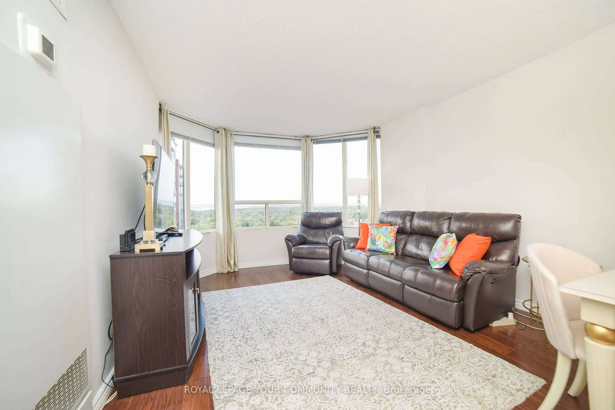 1270 Maple Crossing Boulevard, #1808