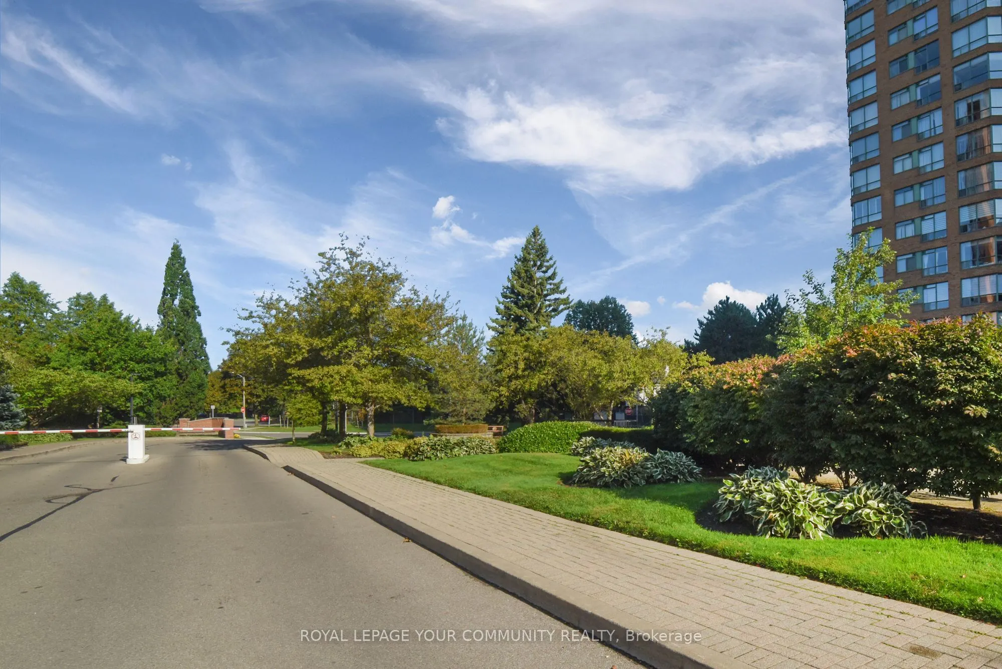 1270 Maple Crossing Boulevard, #1808