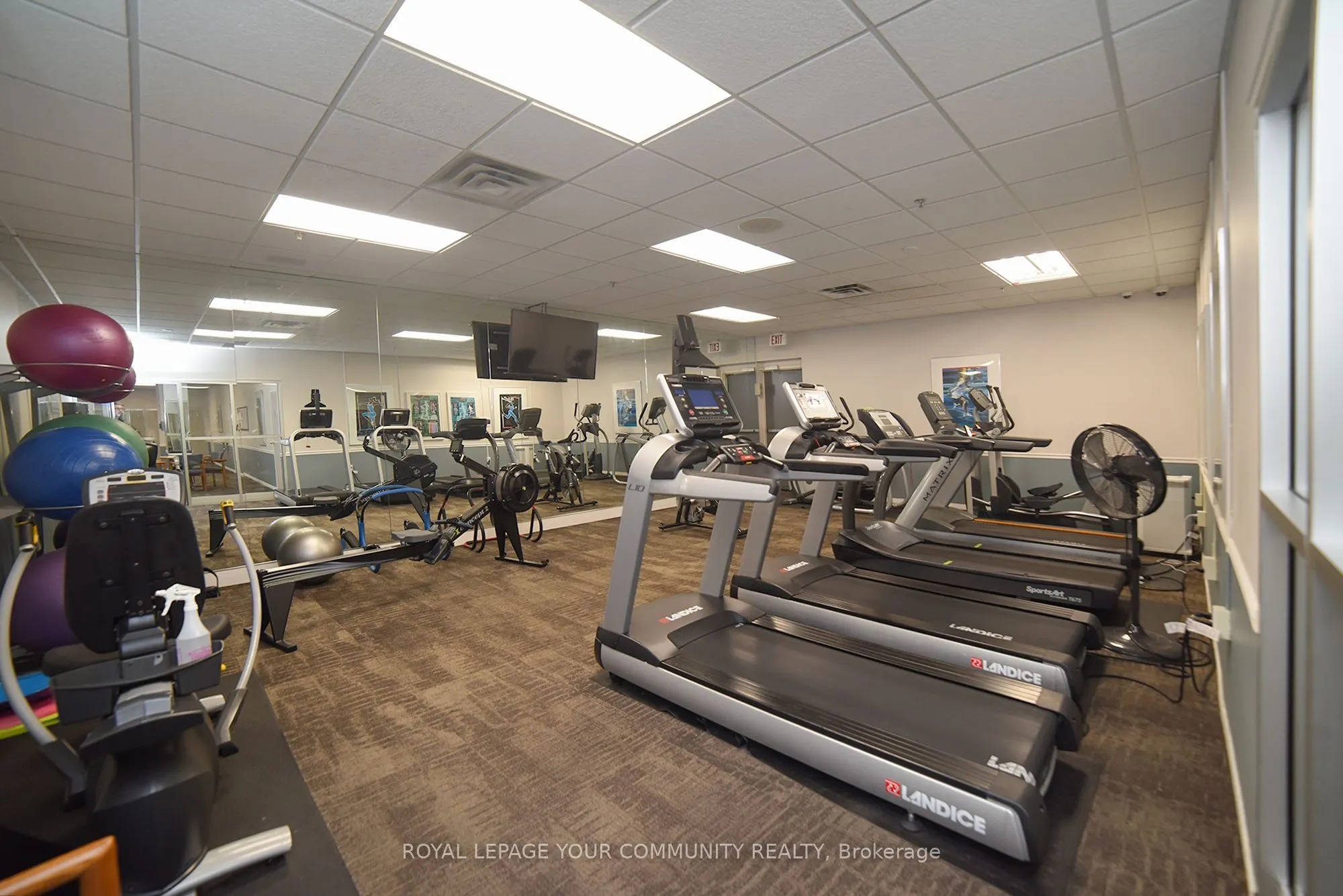 1270 Maple Crossing Boulevard, #1808