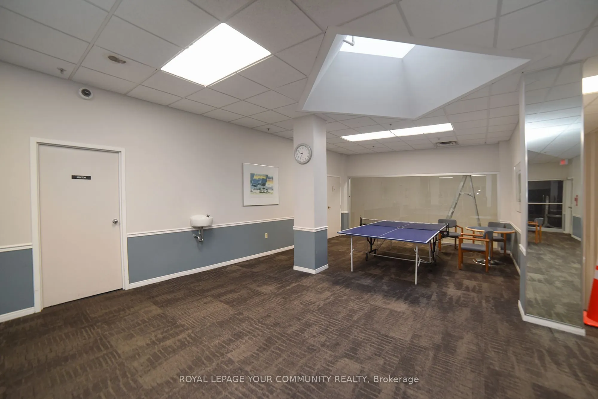 1270 Maple Crossing Boulevard, #1808