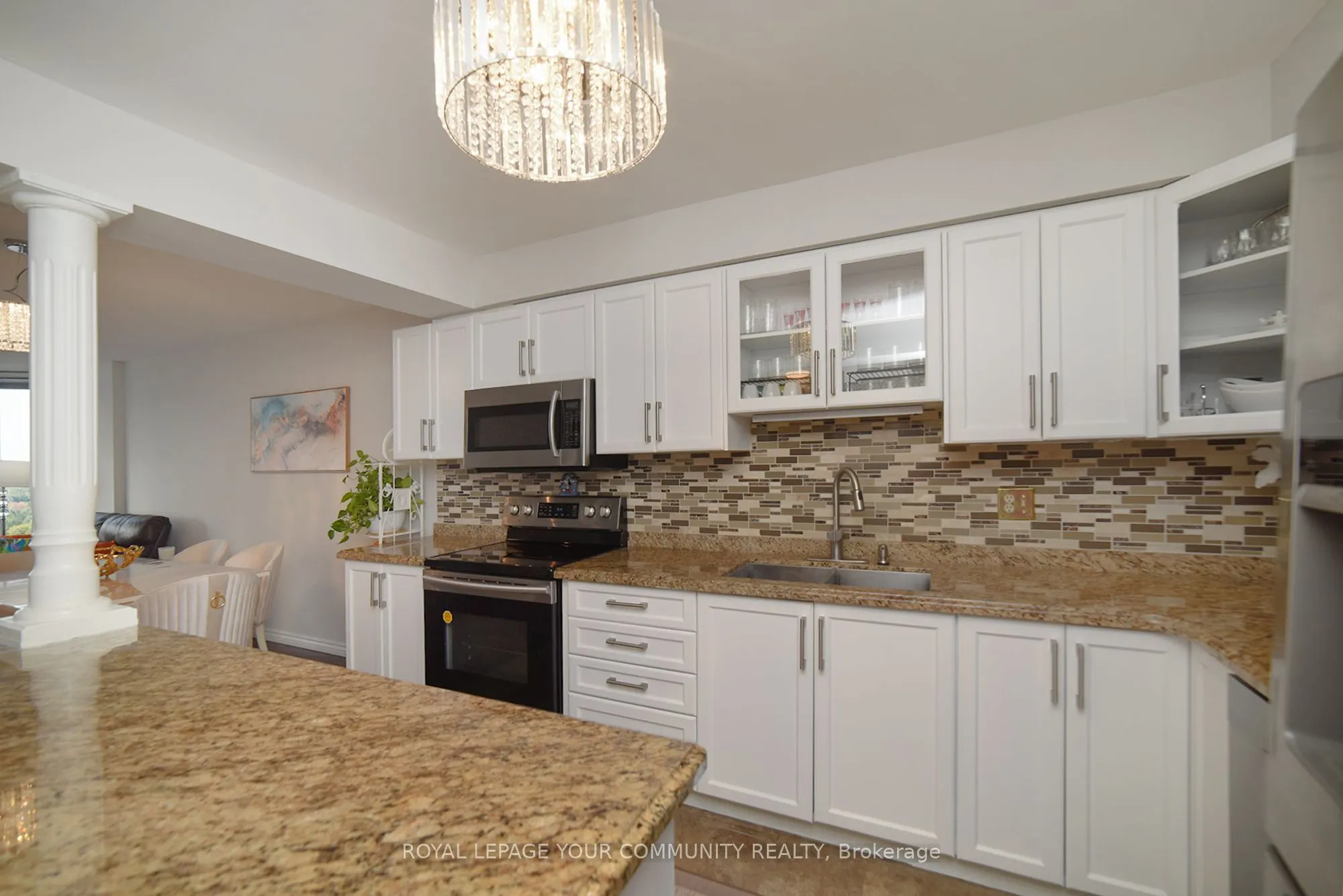 1270 Maple Crossing Boulevard, #1808