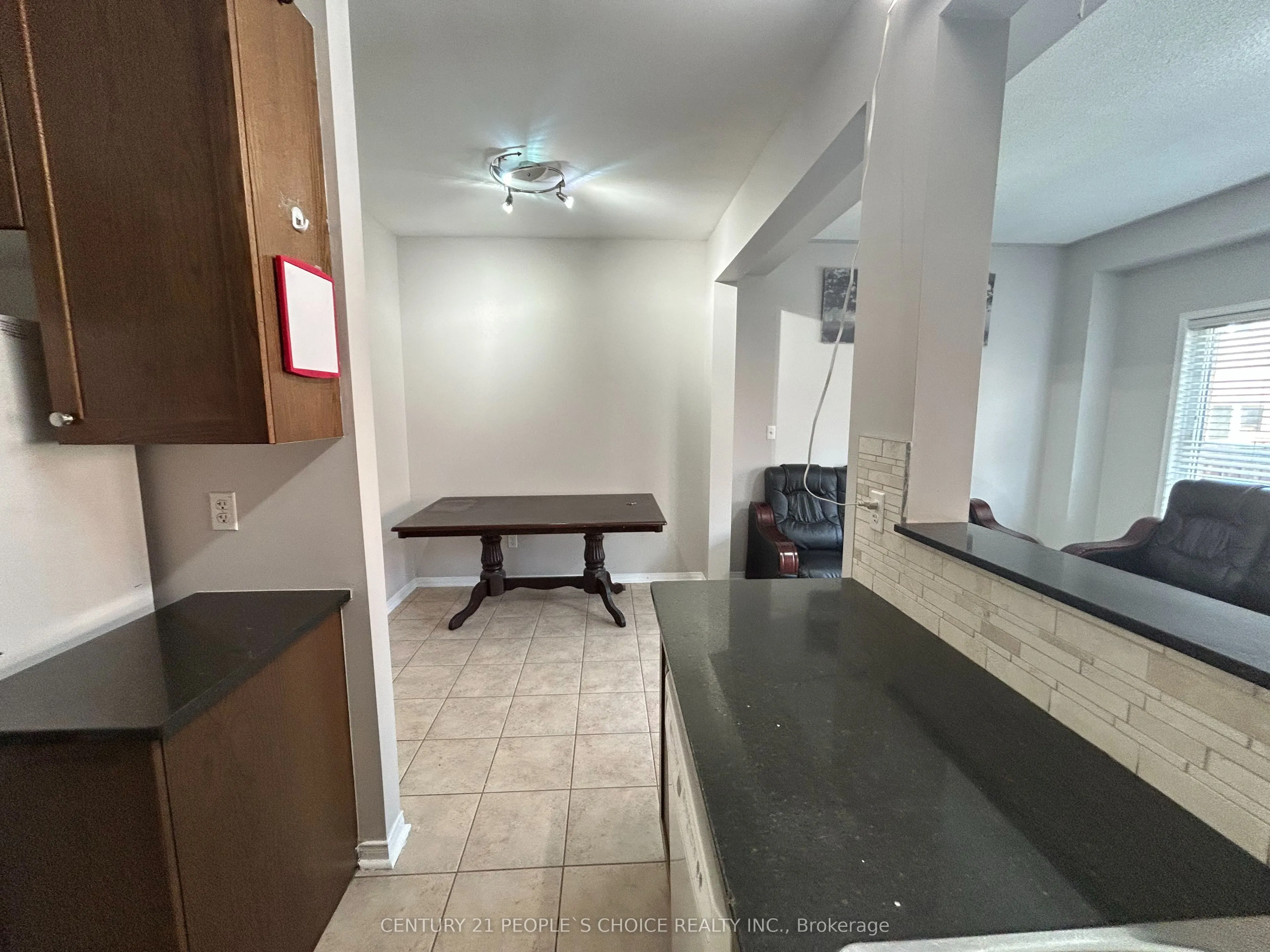 80 Gulfbrook Circle, #(Upper)