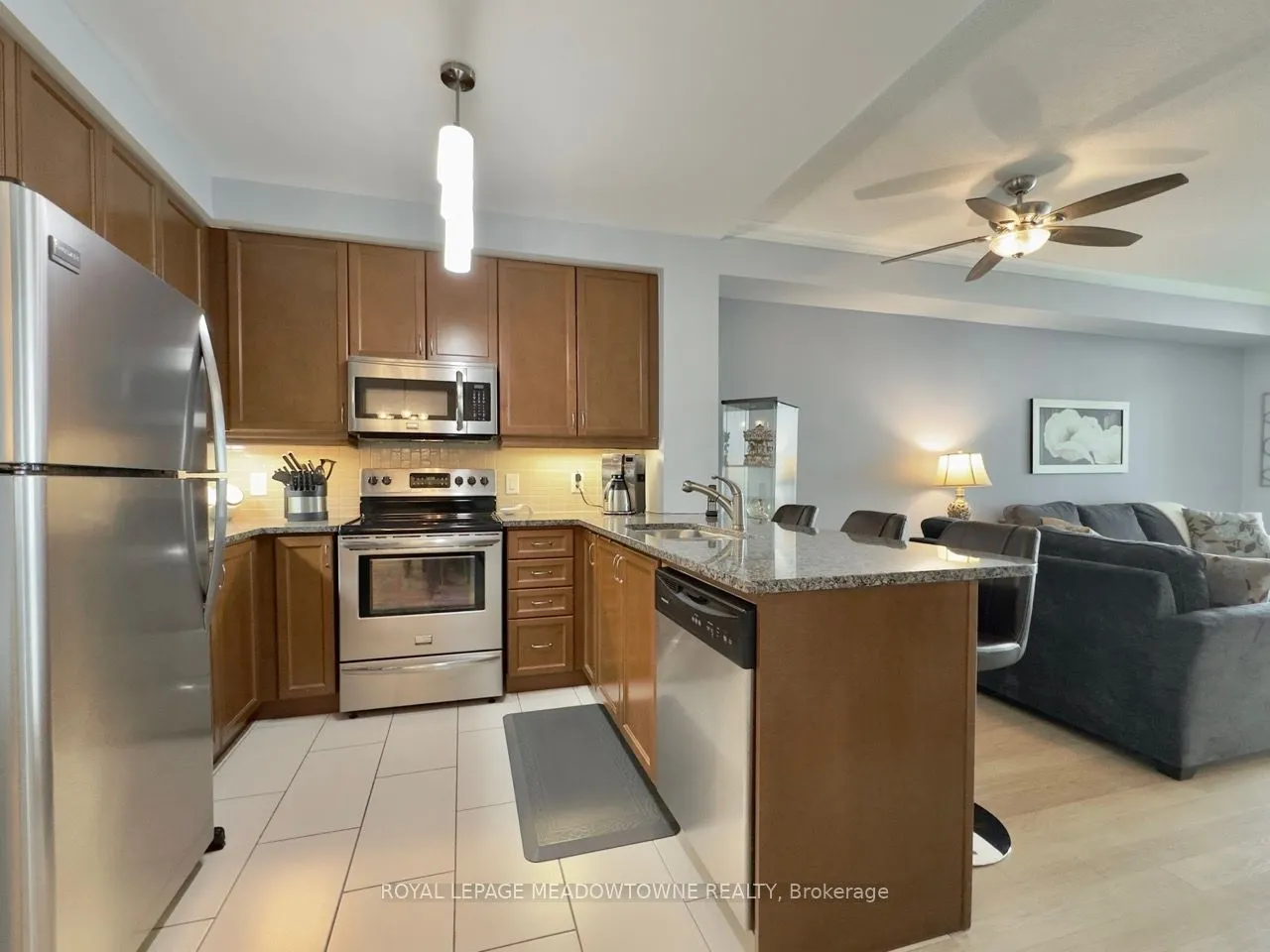 100 John Street, #403
