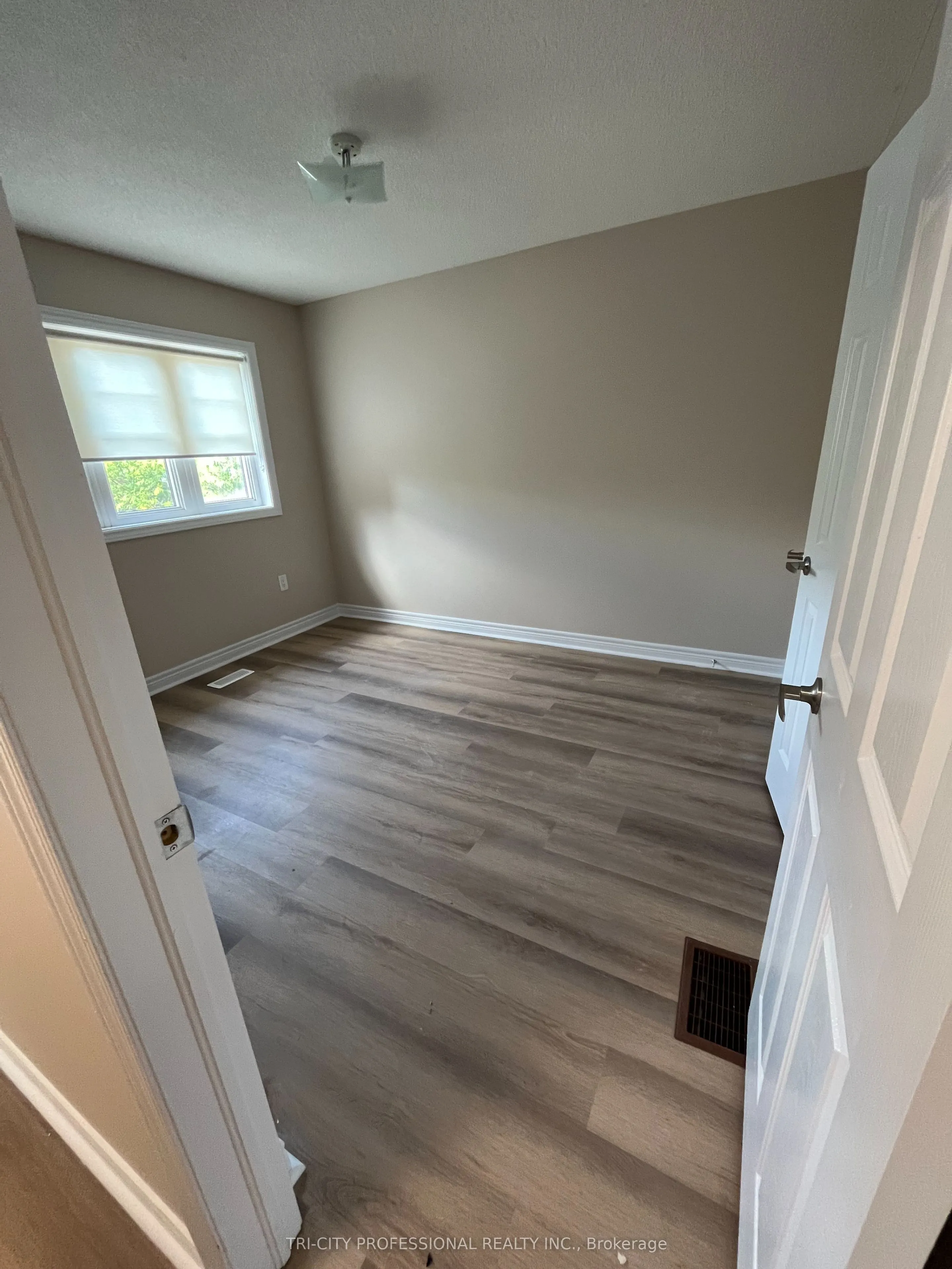 78 Ashdale Road