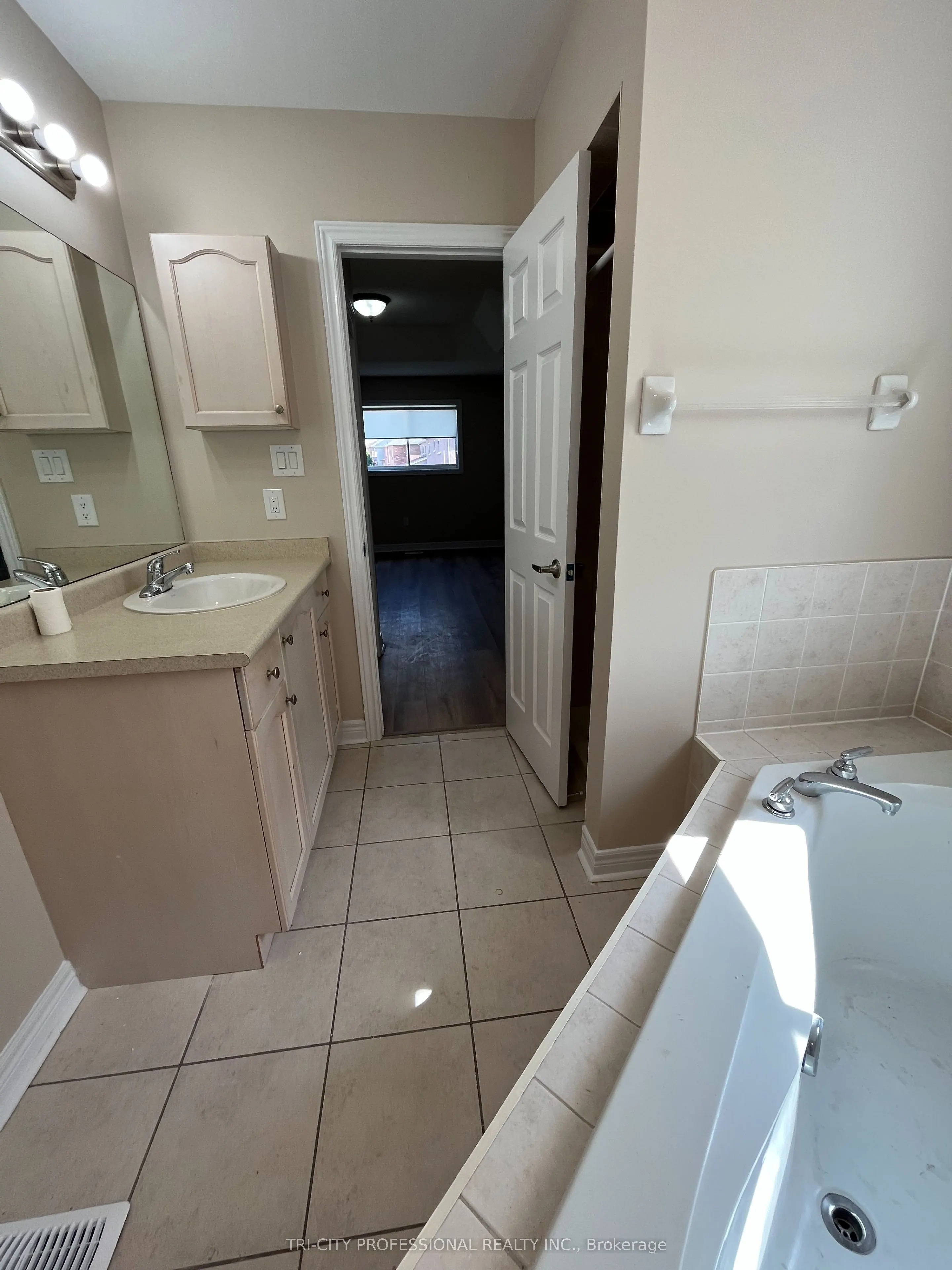 78 Ashdale Road