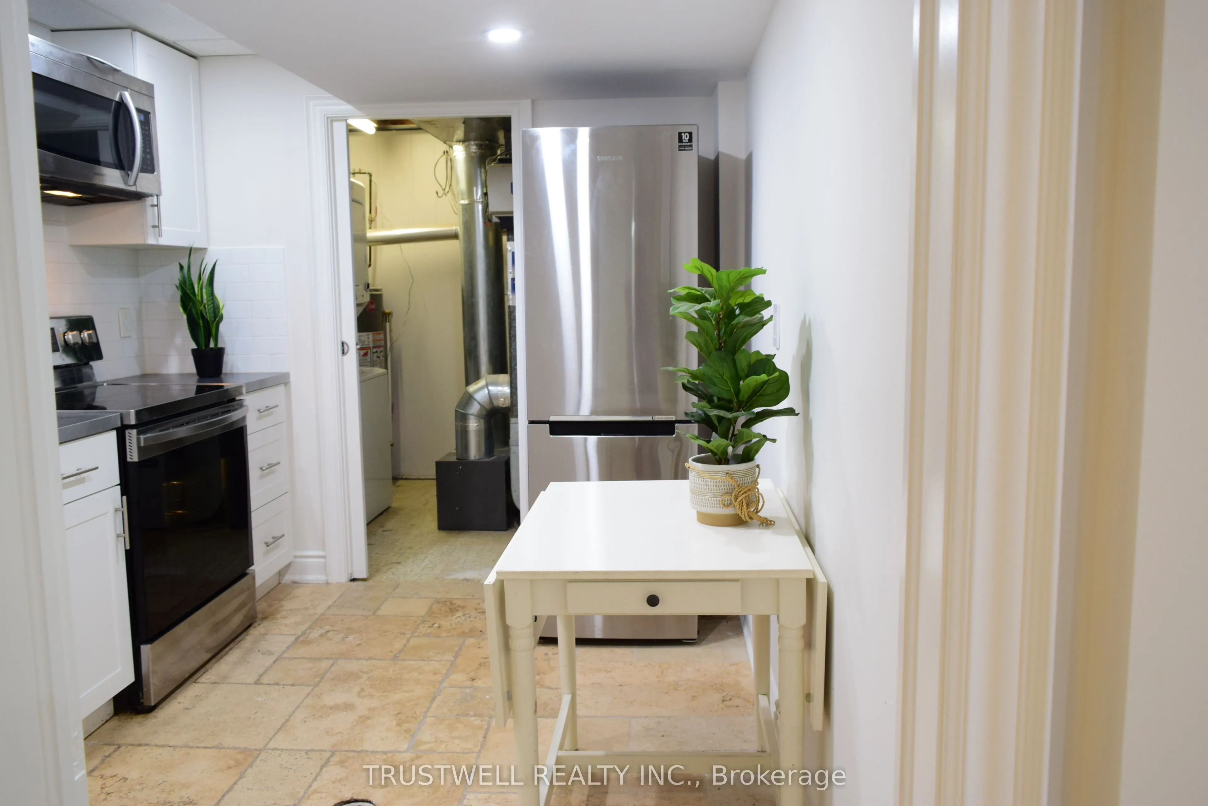 1633 Sunnycove Drive