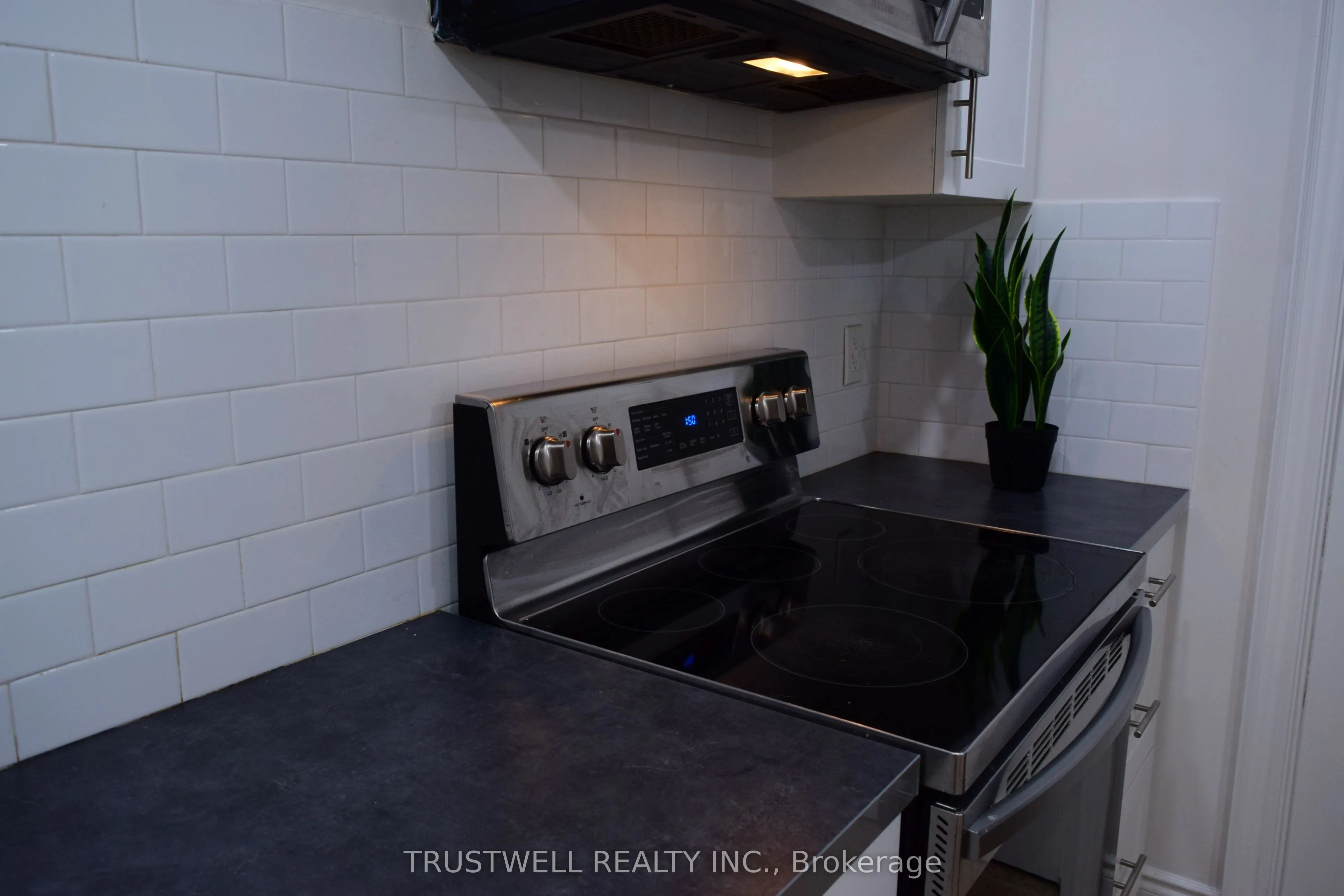 1633 Sunnycove Drive