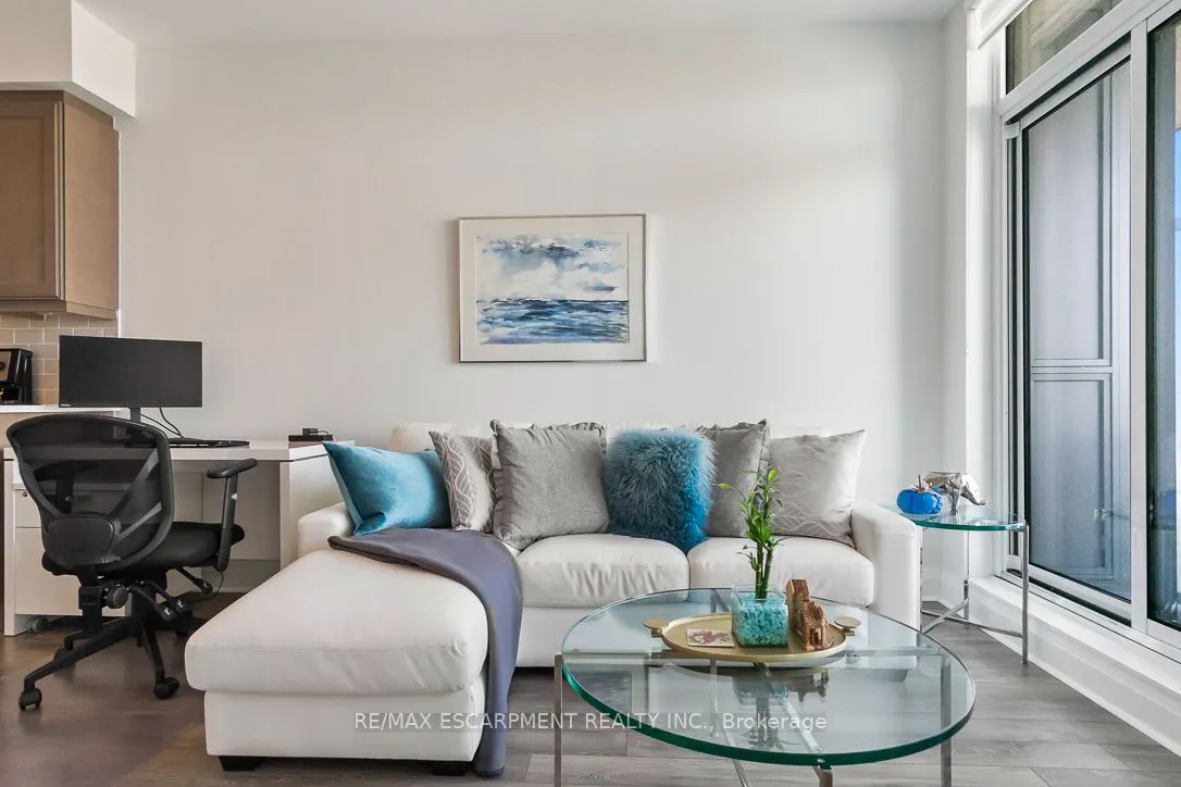15 Zorra Street, #1608