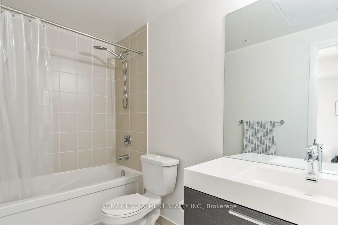15 Zorra Street, #1608