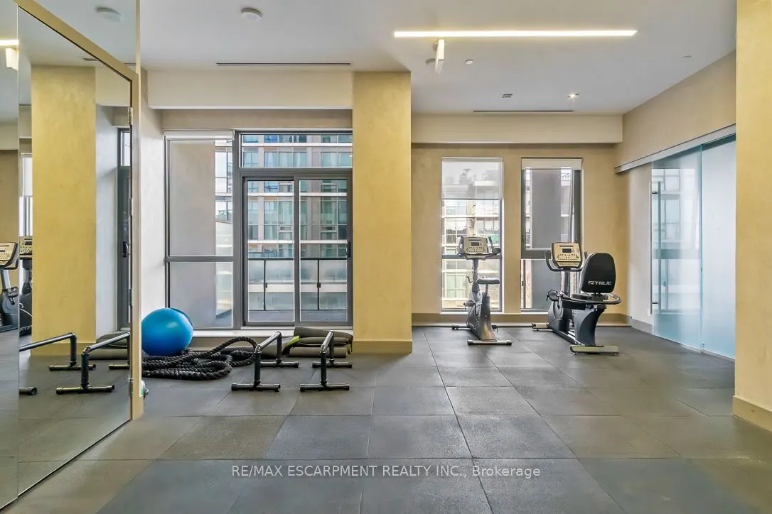 15 Zorra Street, #1608
