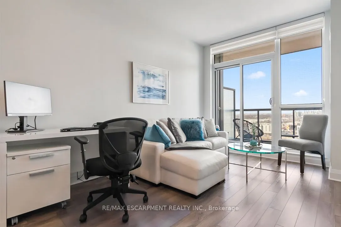 15 Zorra Street, #1608