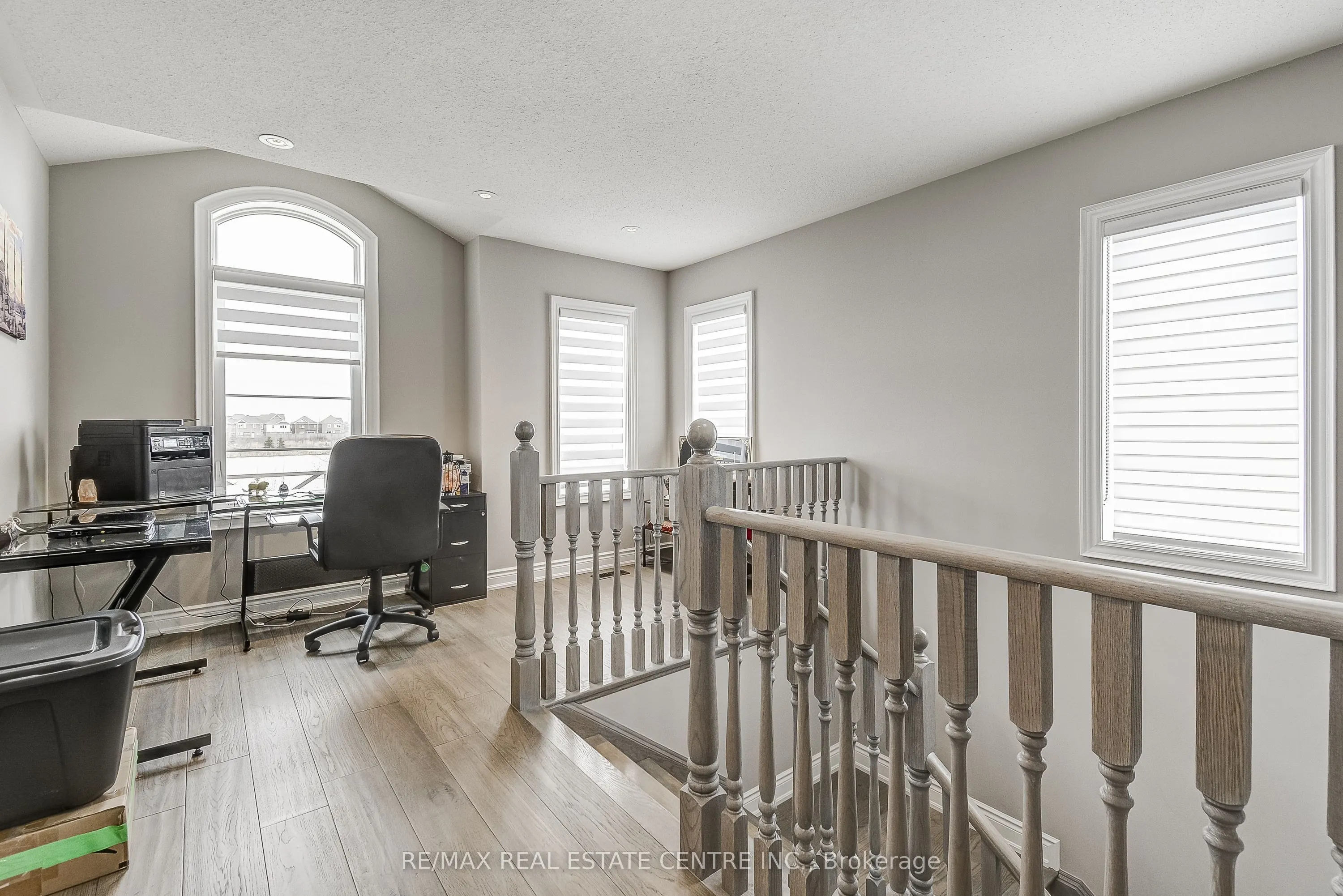 1578 Leger Way