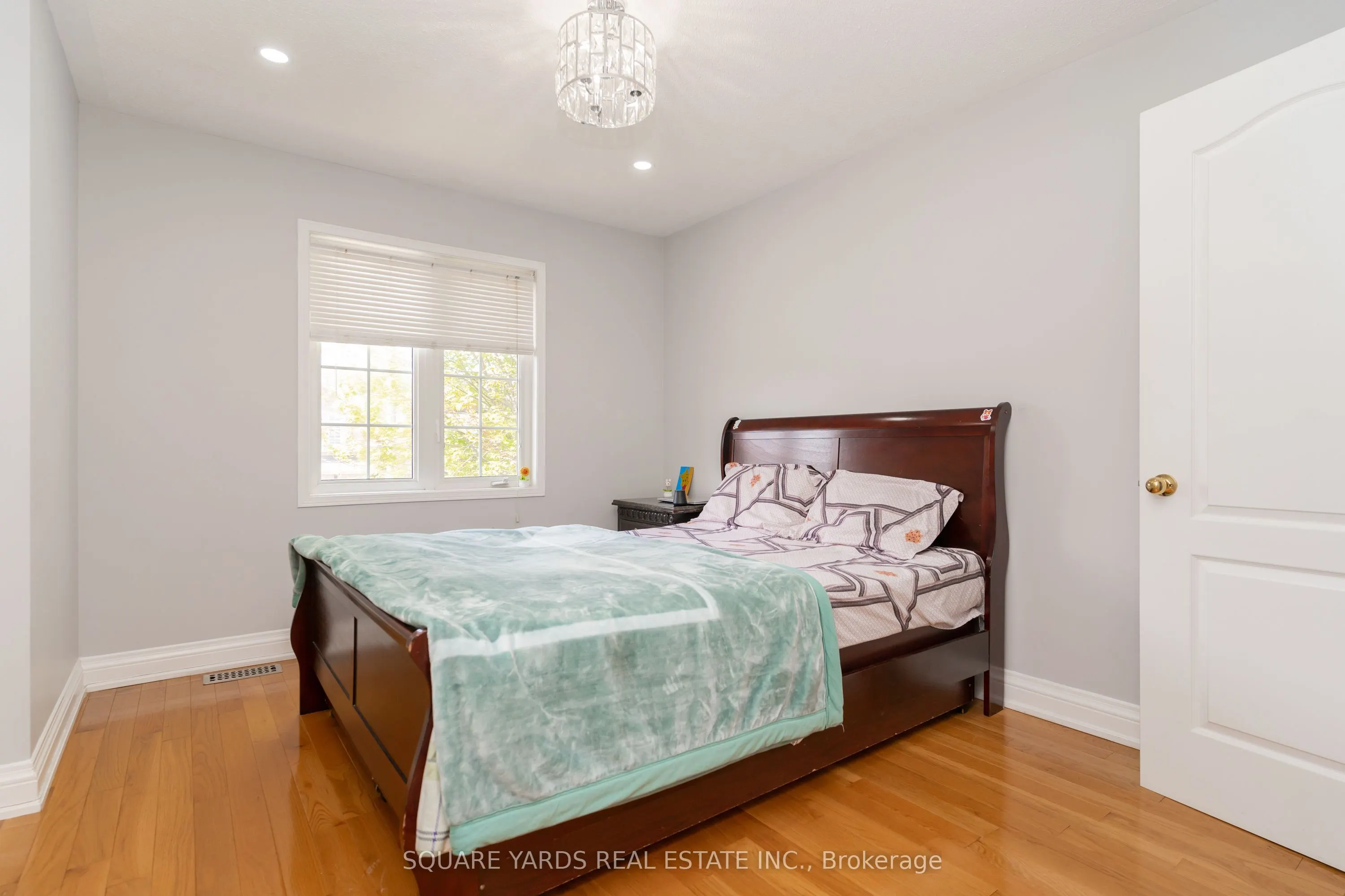 337 Brisdale Drive