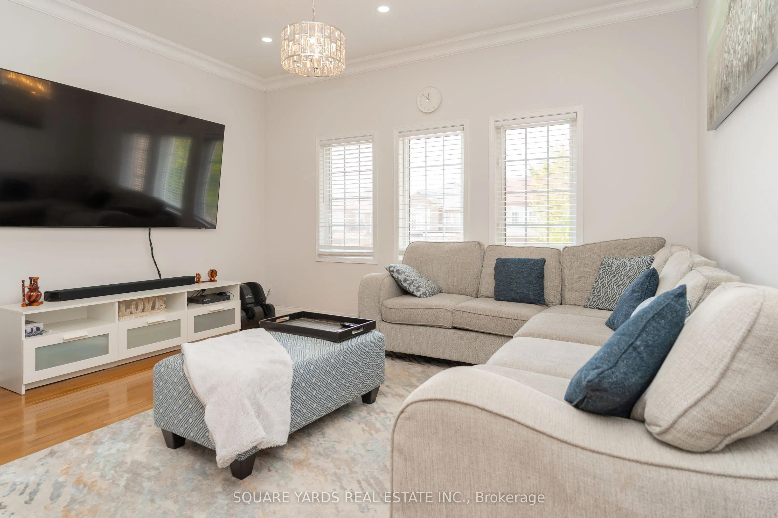 337 Brisdale Drive