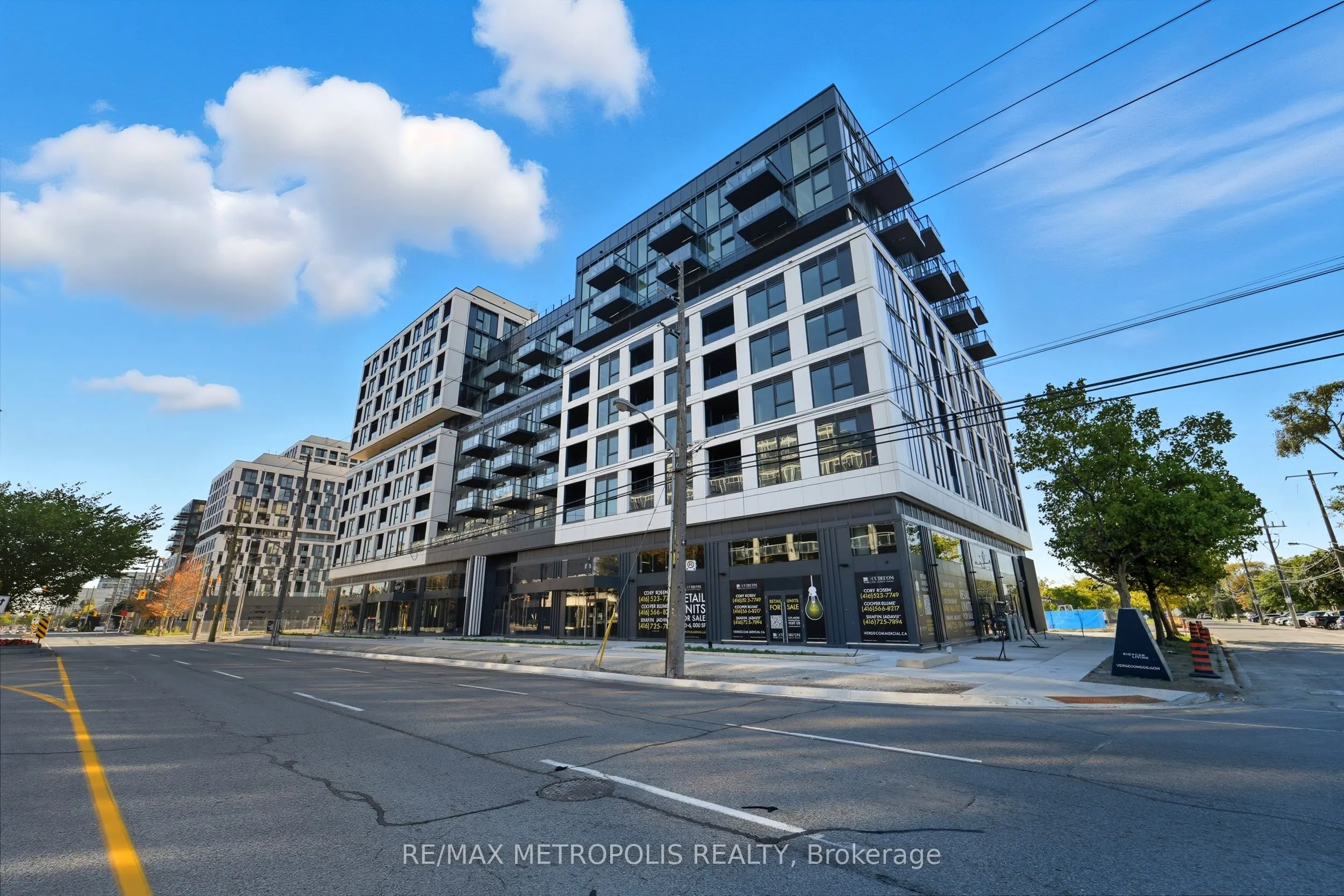 1037 The Queensway, #204