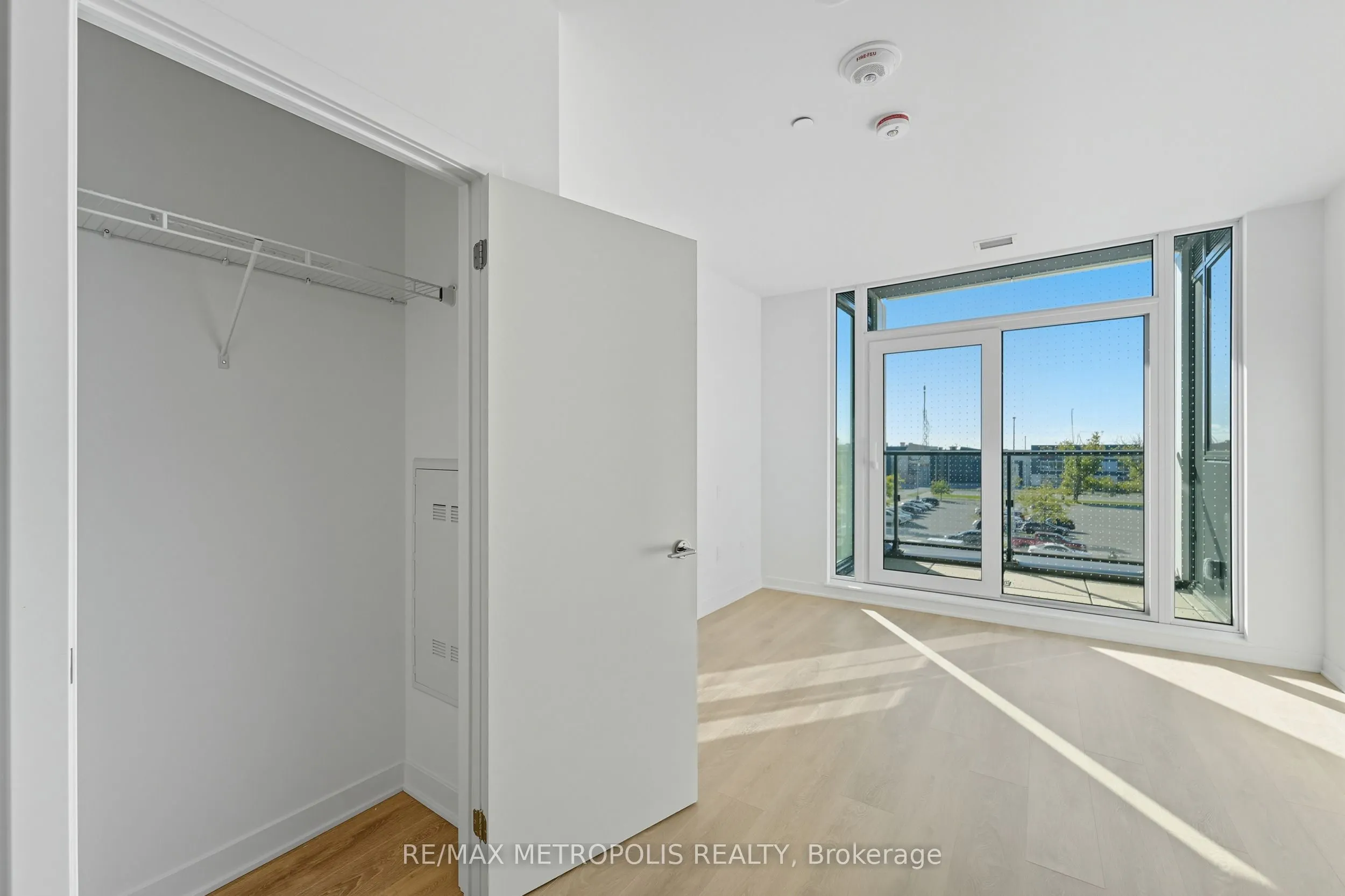 1037 The Queensway, #204