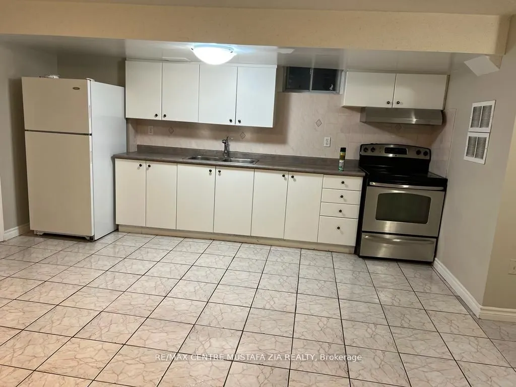 1088 Windbrook Grove, #Bsmt