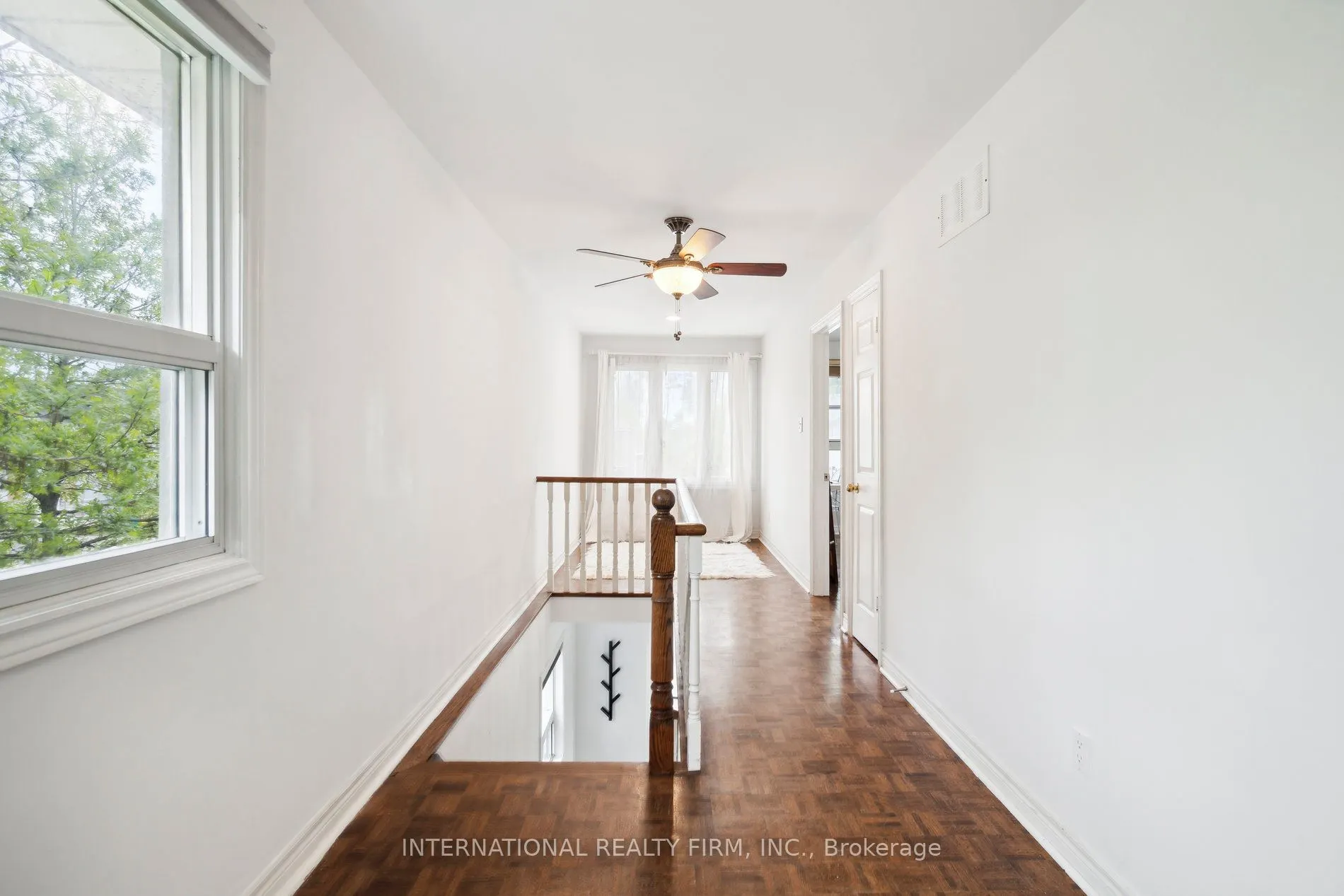 1928 Lawrence Avenue W