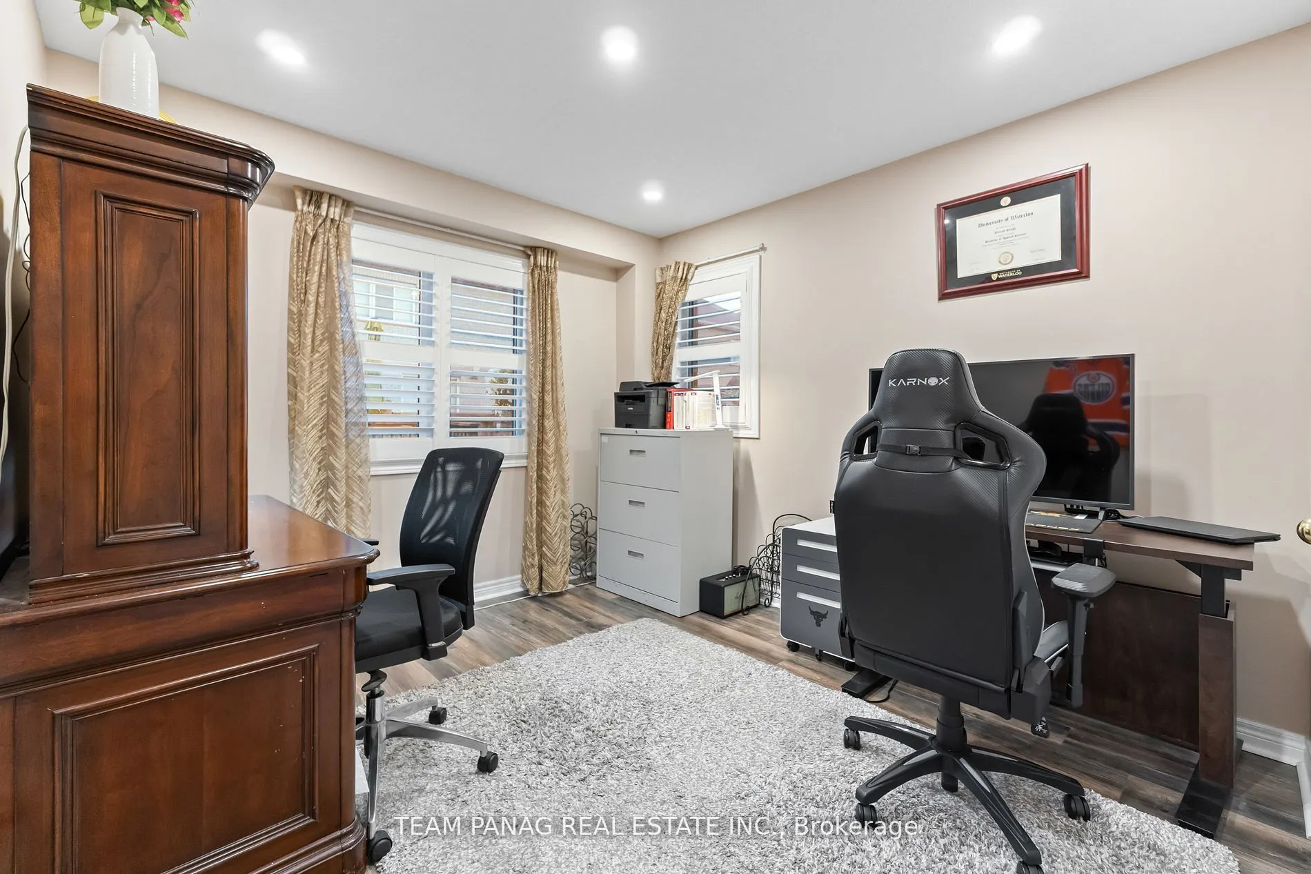 22 Cedarsprings Way